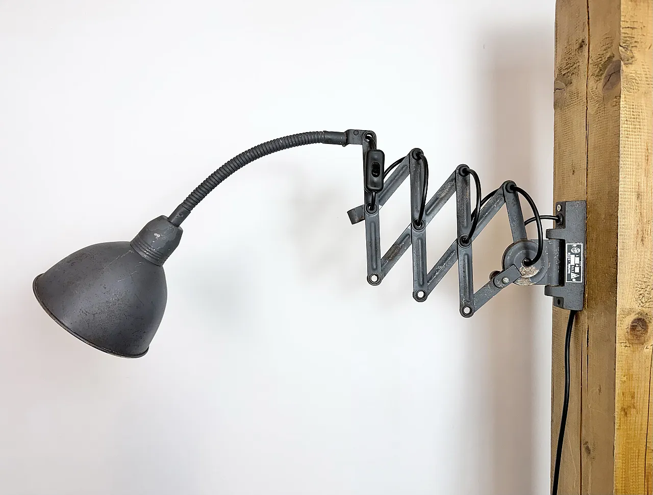 Grey Industrial Gooseneck scissor wall lamp by Elektroinstala, 1960s 2