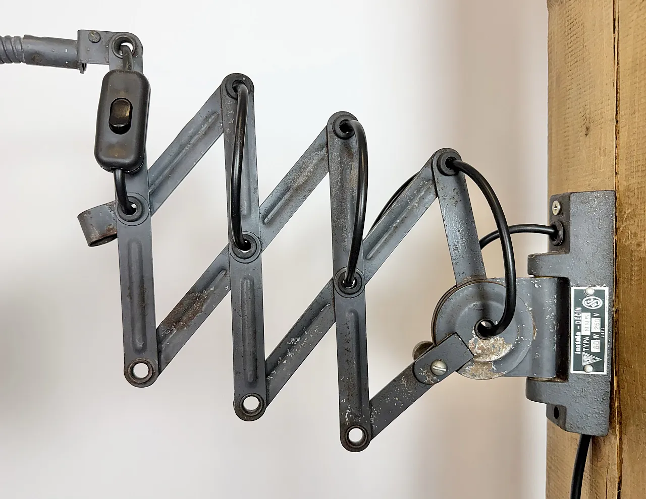 Grey Industrial Gooseneck scissor wall lamp by Elektroinstala, 1960s 6