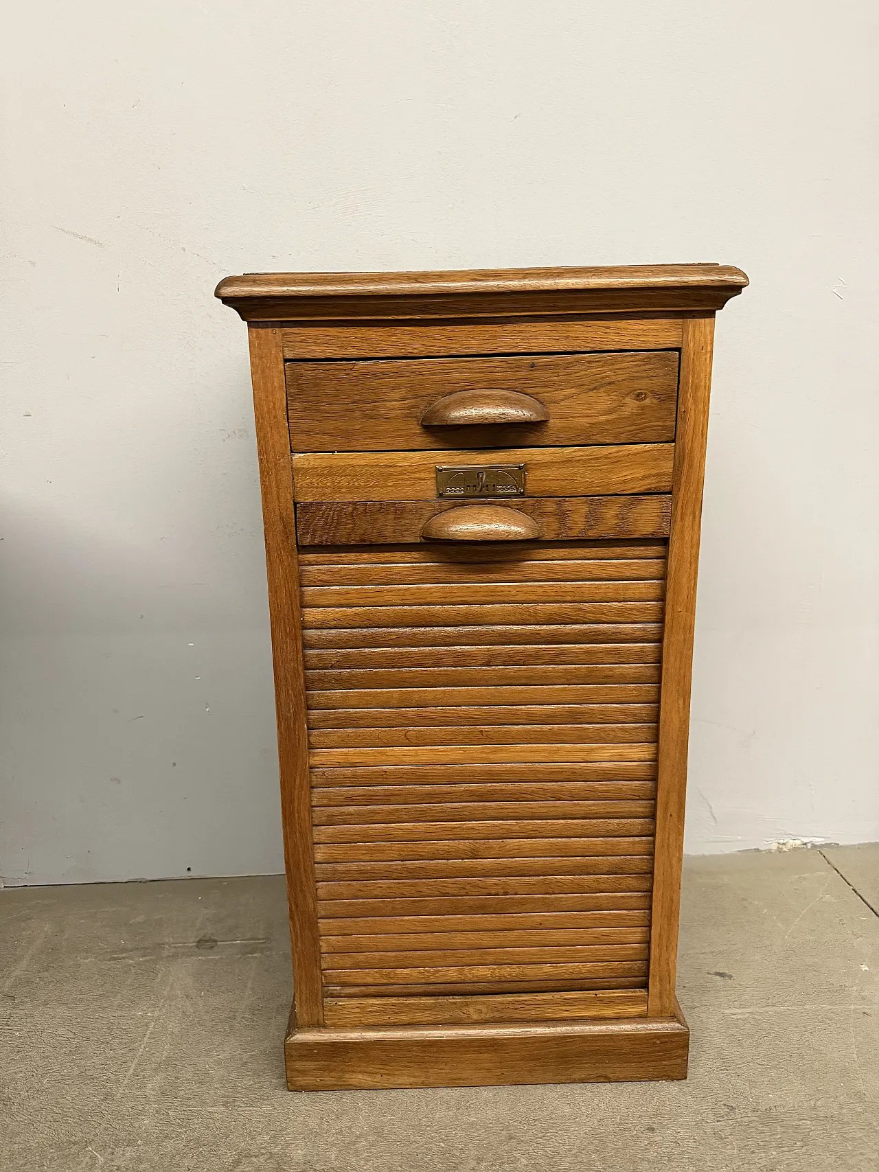 Mid-century column shutter in oak, 20th century 10