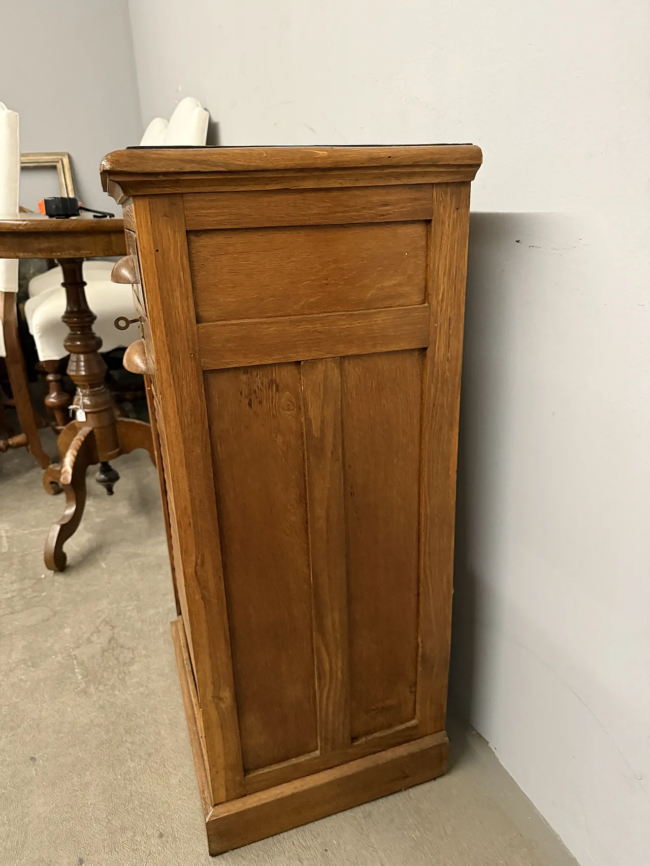 Mid-century column shutter in oak, 20th century 14