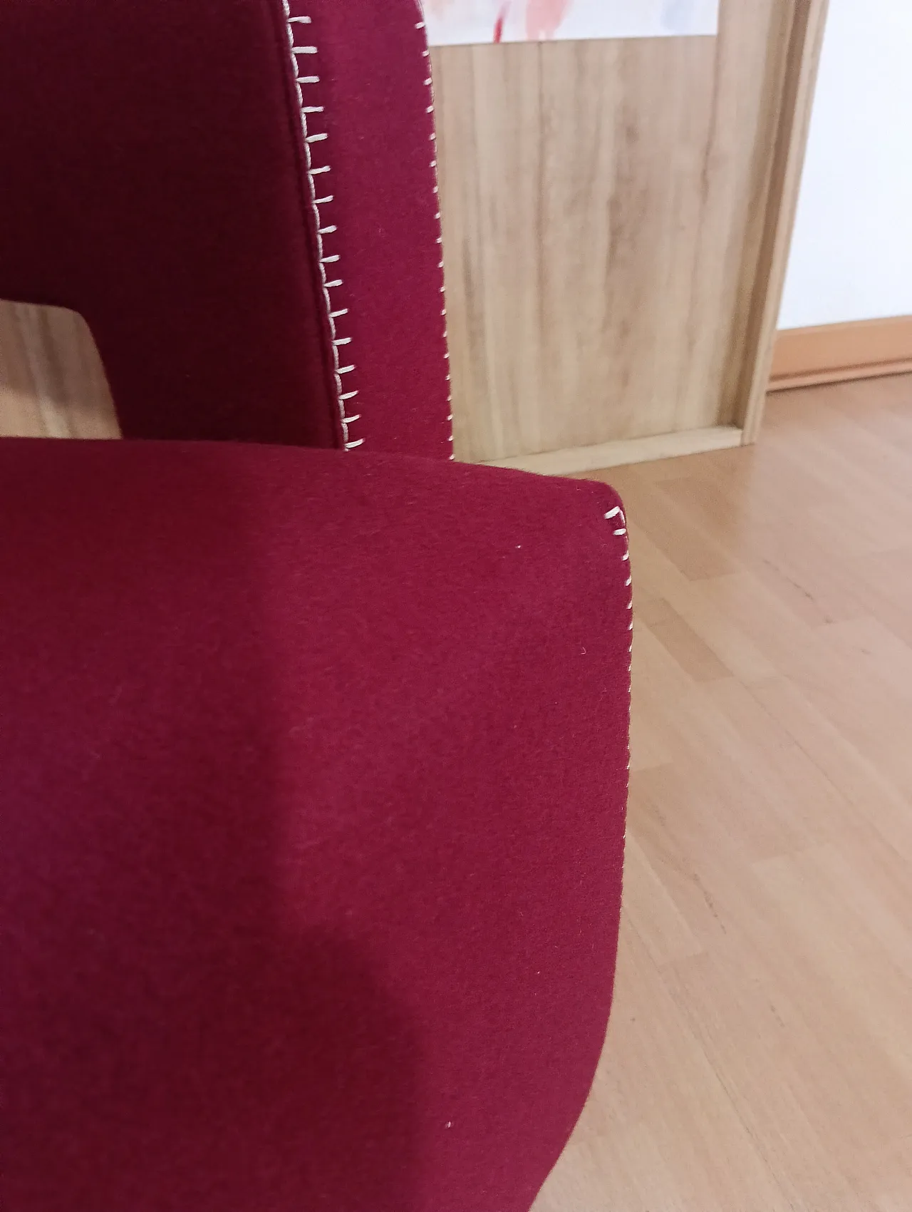 Poltrona Utrecht 637 in lana bordeaux di Cassina, anni 2000 13