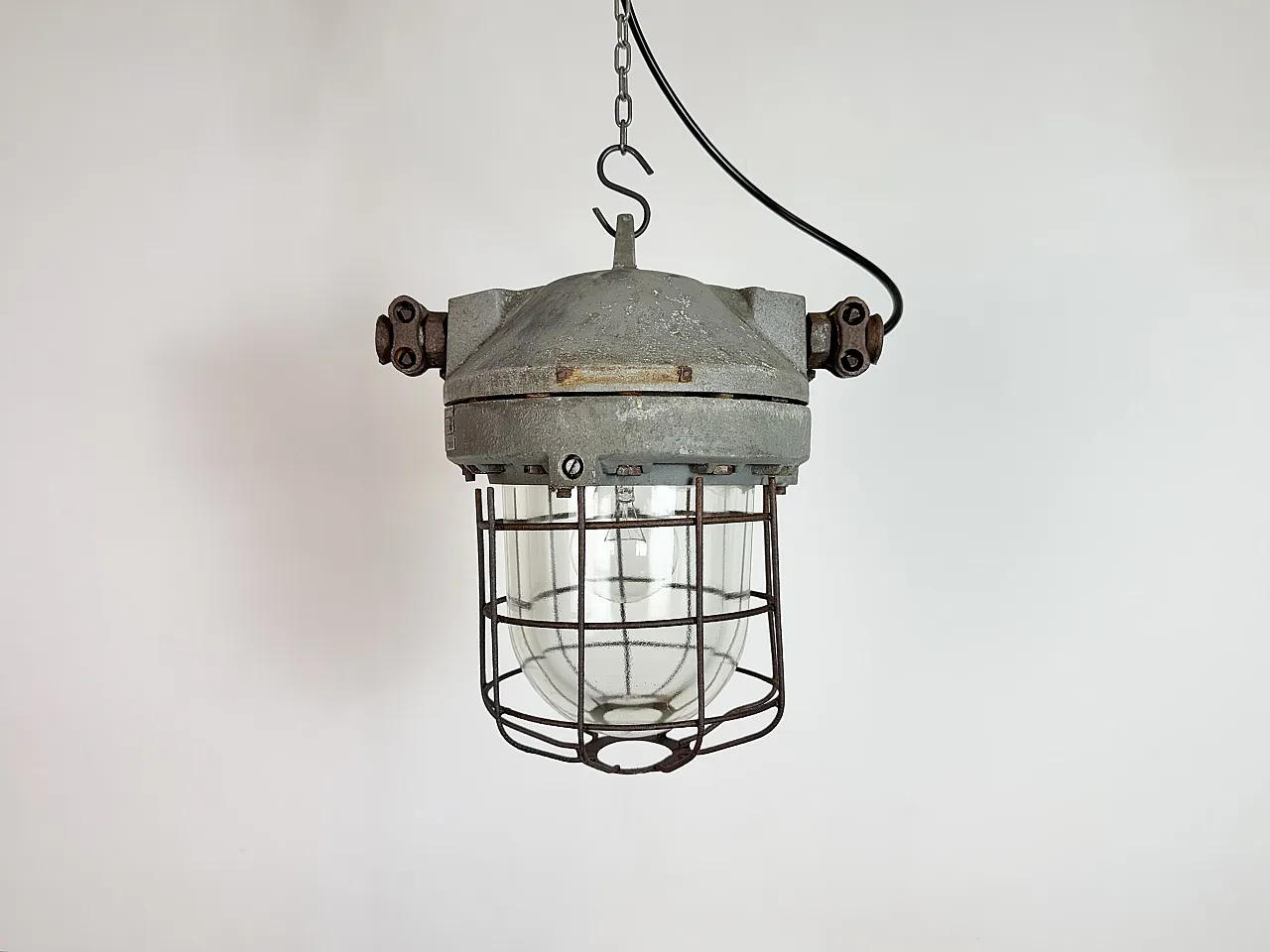 Grey Industrial Explosion Proof Lamp from Elektrosvit, 1960s 2