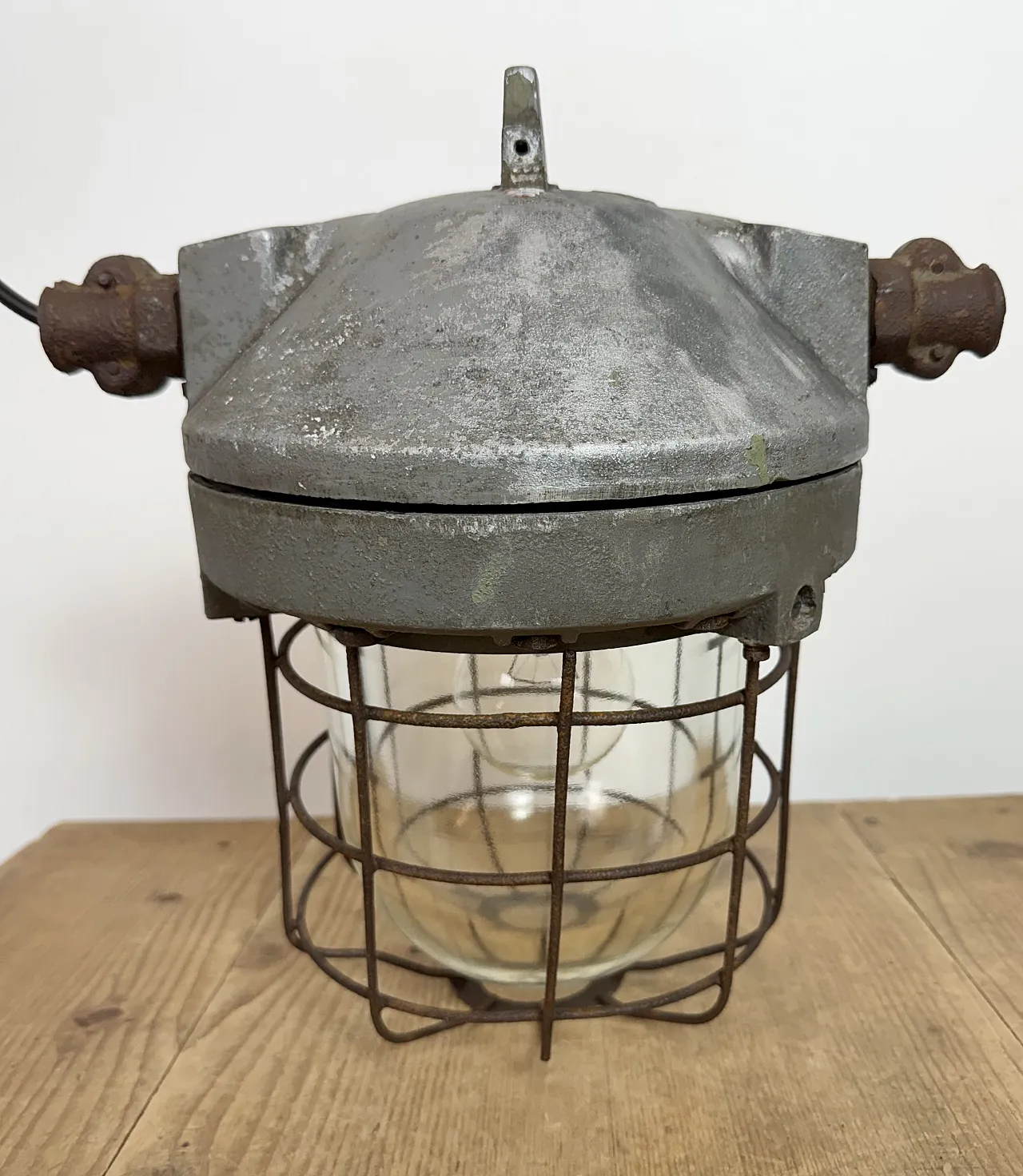 Grey Industrial Explosion Proof Lamp from Elektrosvit, 1960s 13