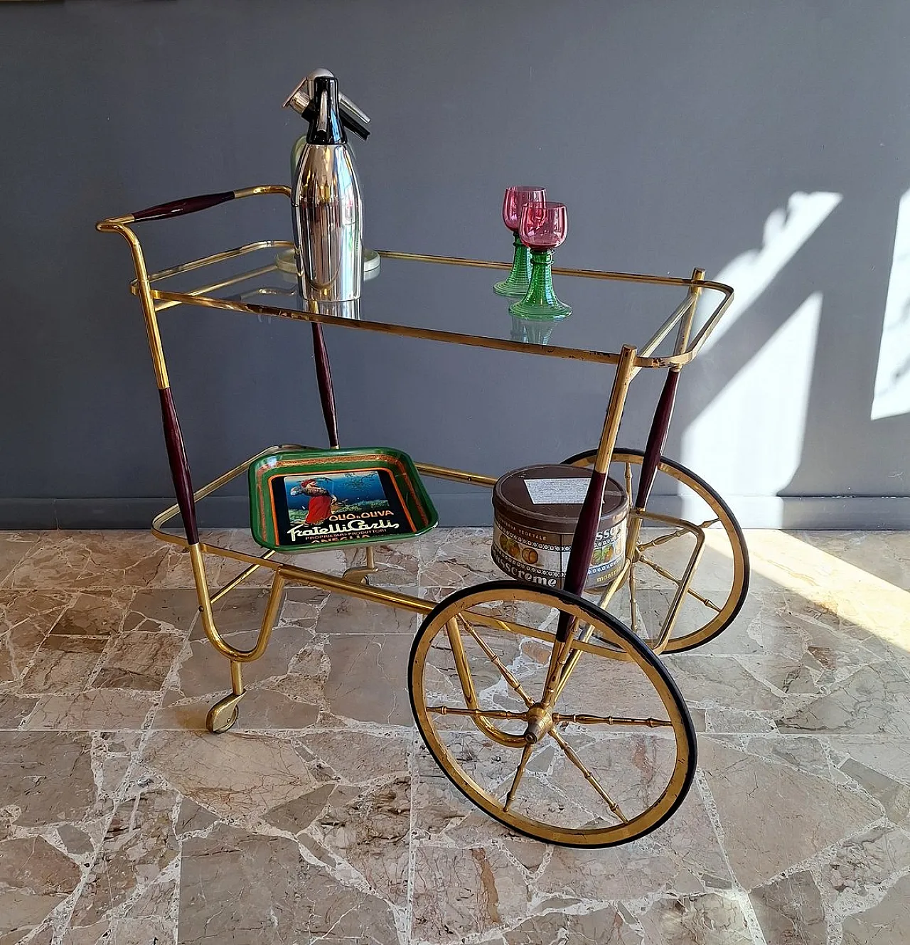 Carrello bar in vetro e legno in ottone, anni '50 5
