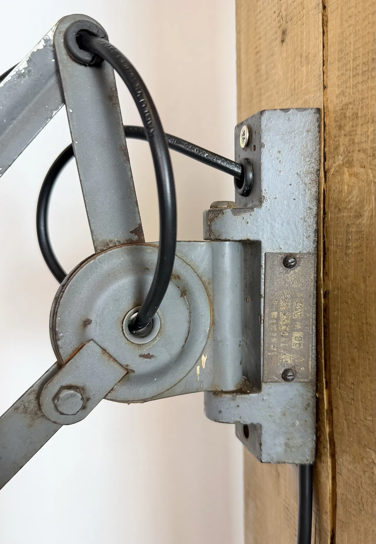 Grey Industrial Gooseneck Scissor Wall Lamp from Elektroinstala, 1960s 4