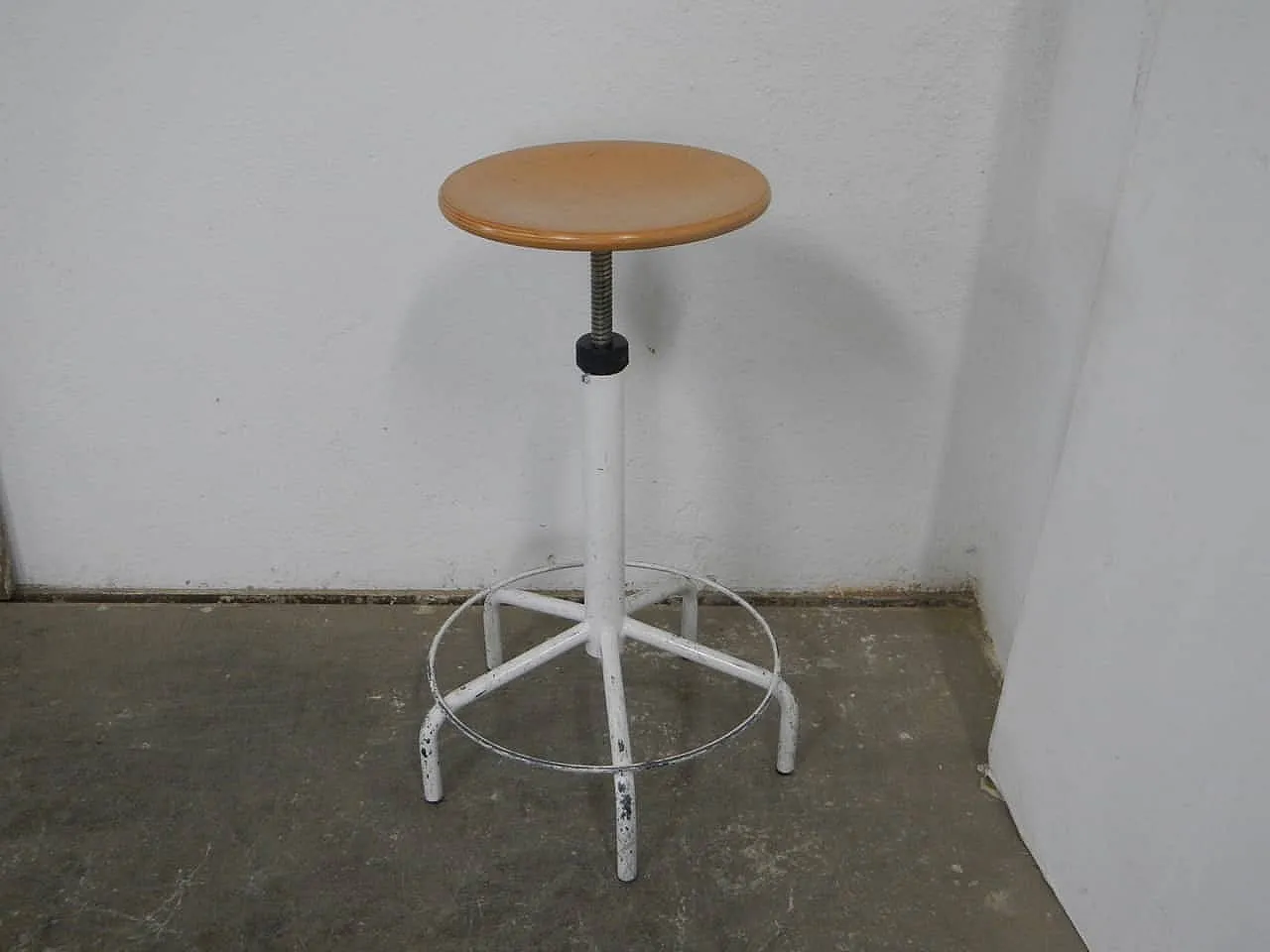 5 foot stool 1970 2
