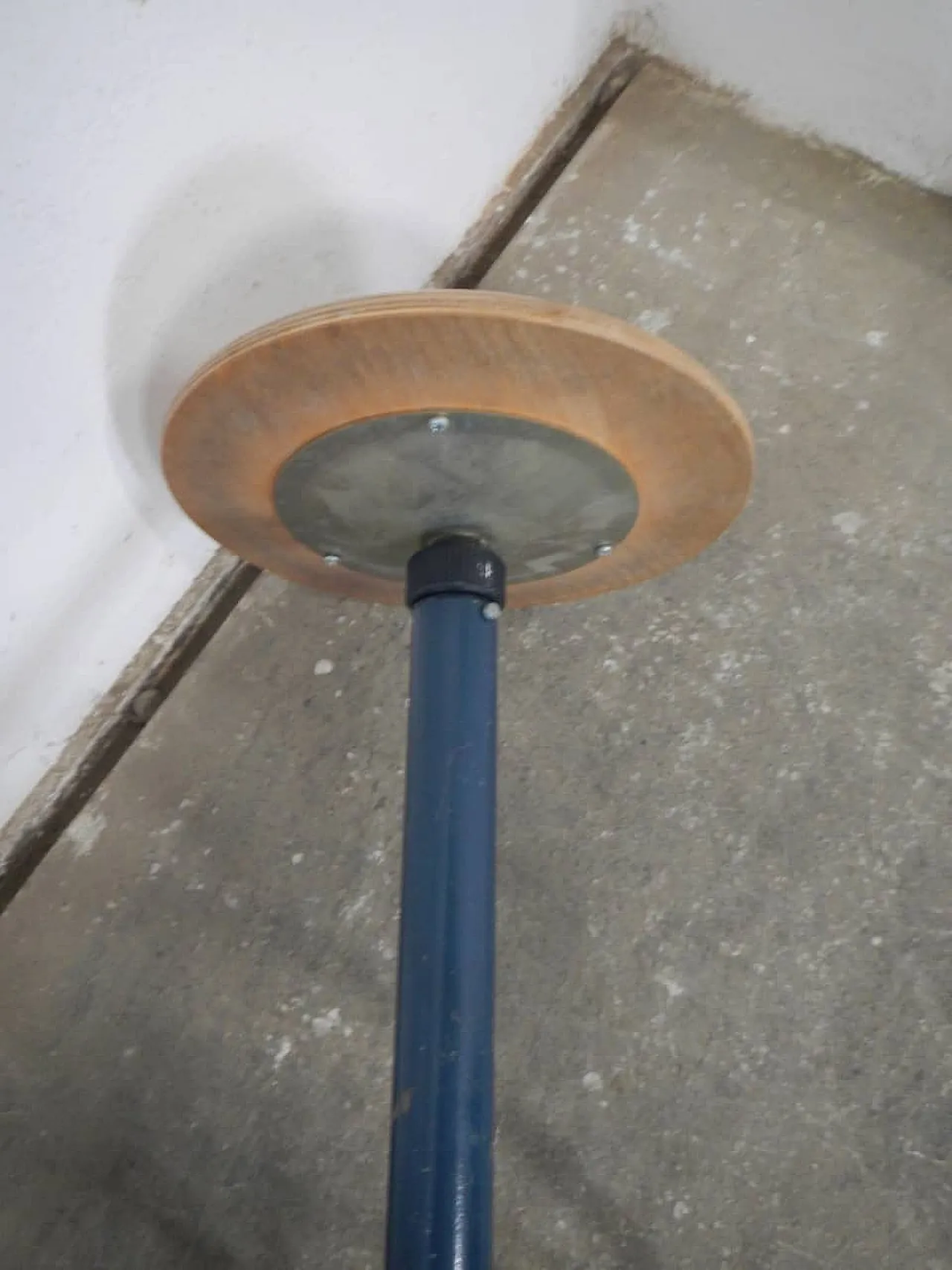 5 foot stool 1970 7