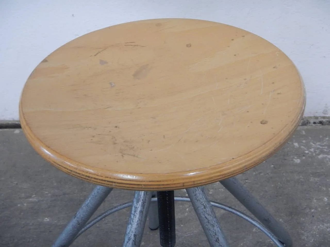 5 foot stool 1960 7