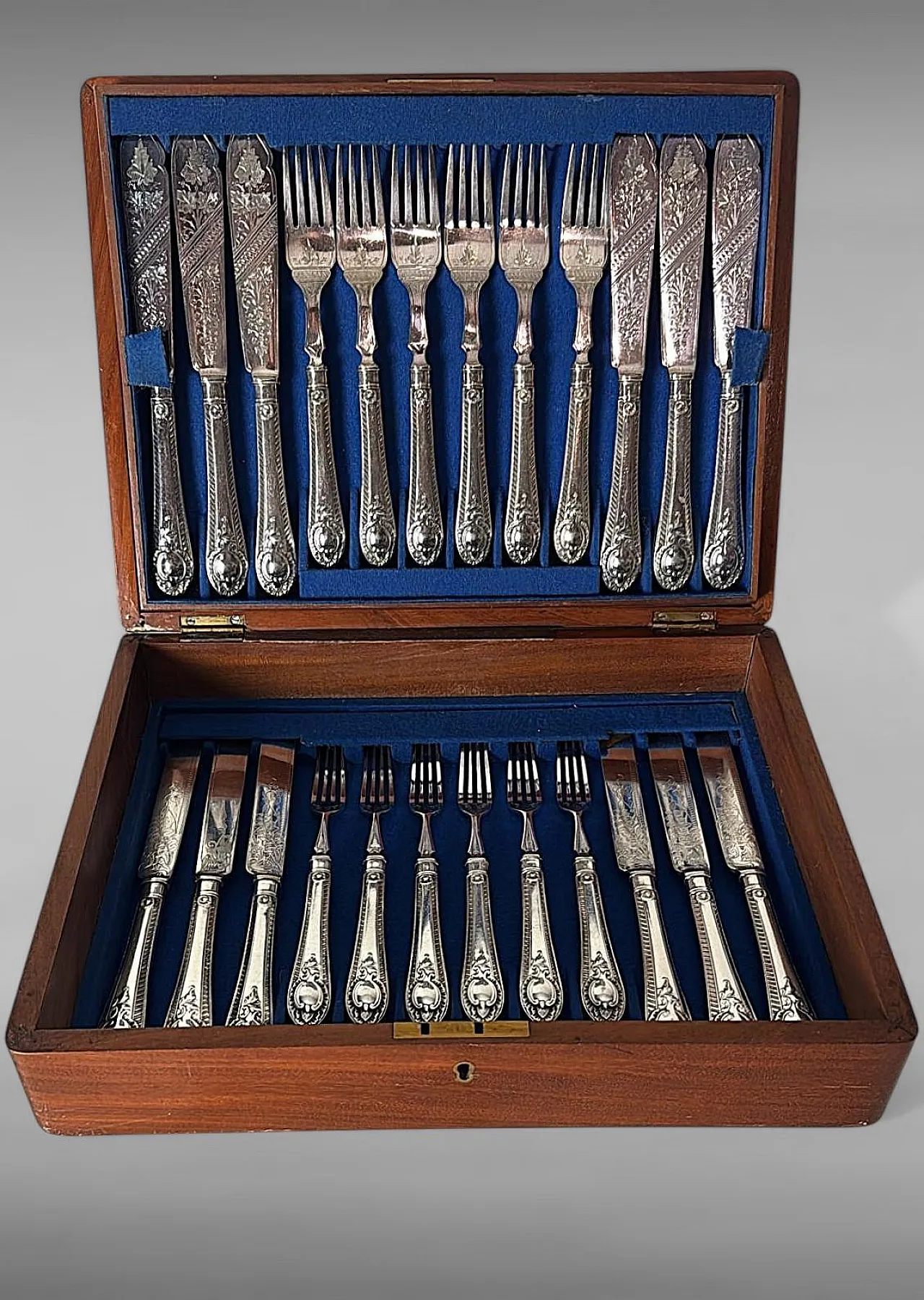 Wooden box with a complete silver-plated flatware, 19th century 2