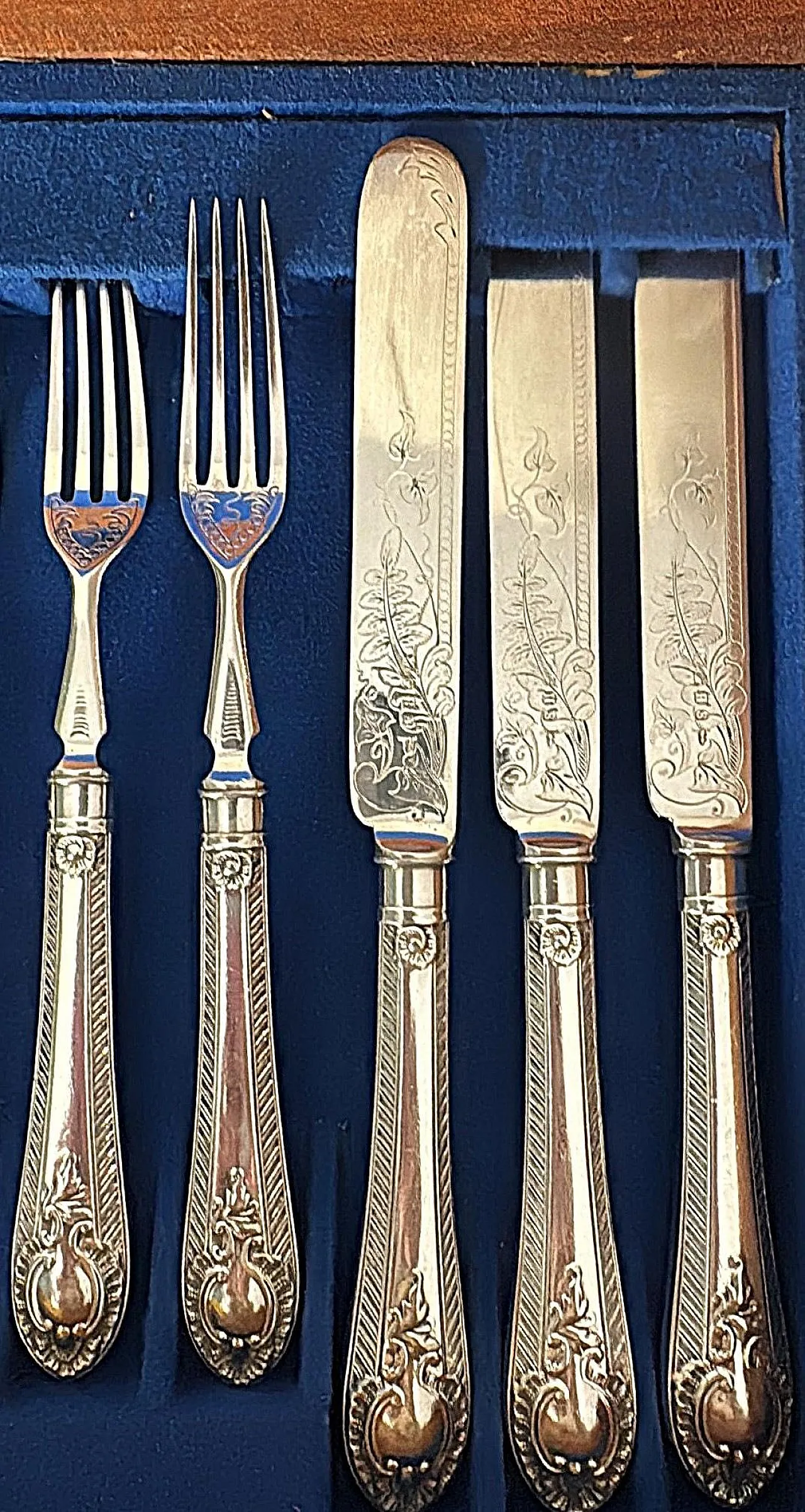 Wooden box with a complete silver-plated flatware, 19th century 11