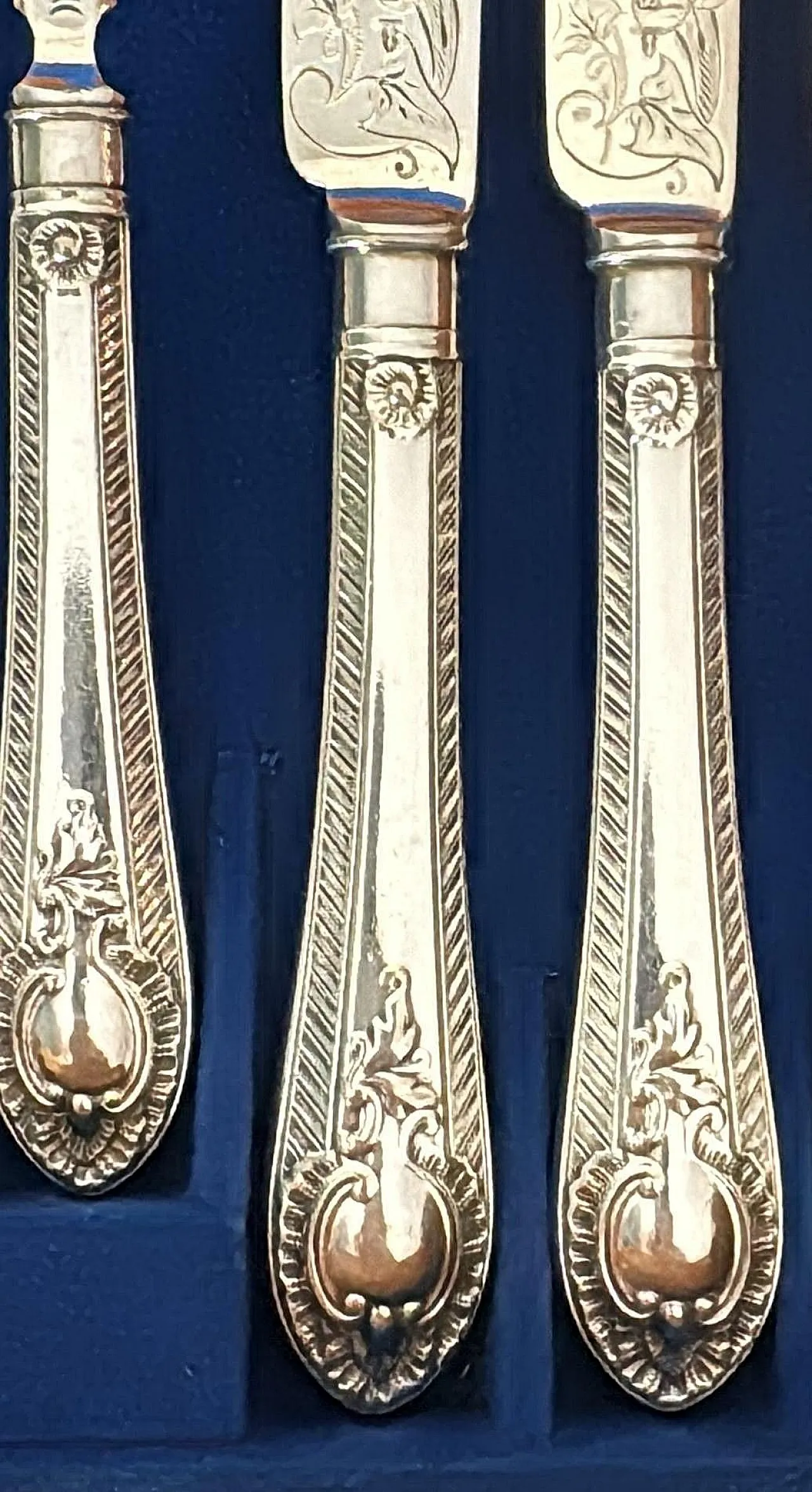 Wooden box with a complete silver-plated flatware, 19th century 12