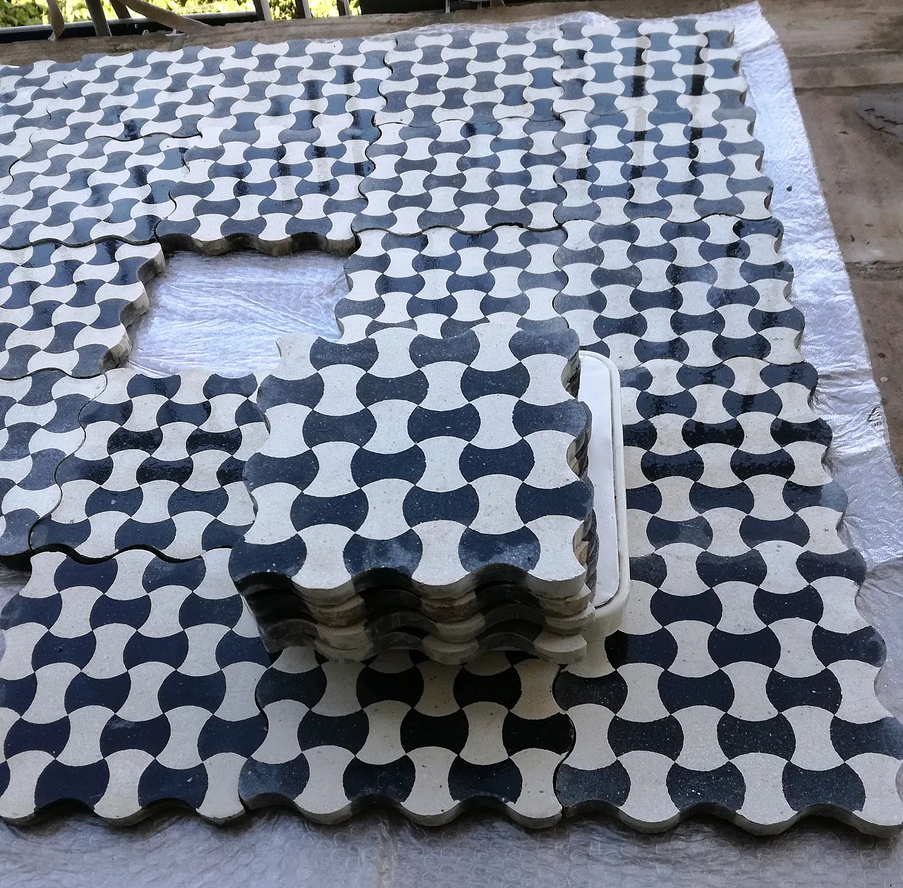 Cement tiles with bow tie pattern, 1920s 8