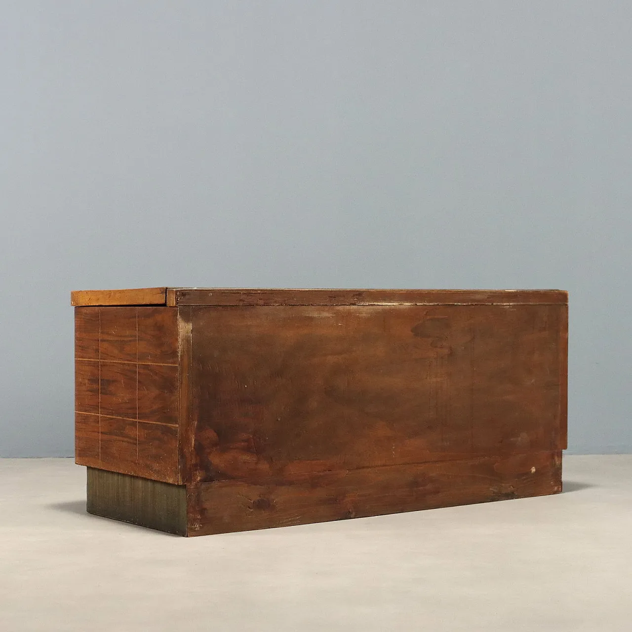Walnut chest, 1940s 9