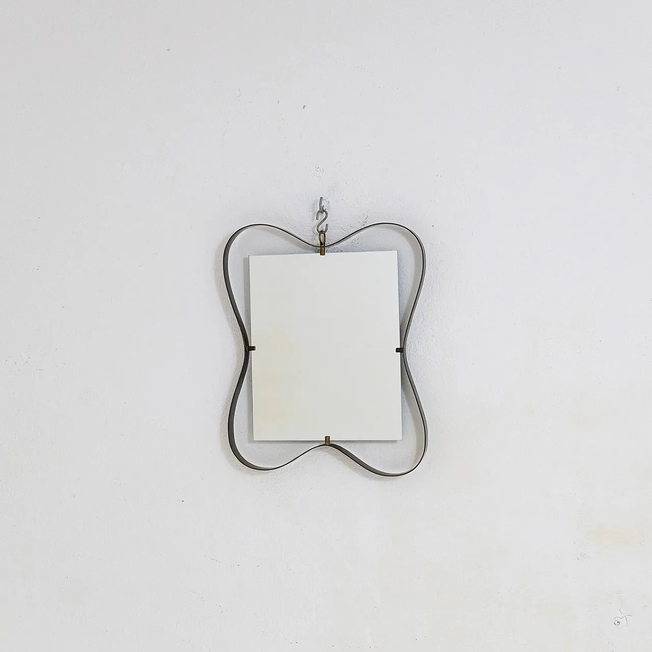 Specchio con cornice in ottone di Fontana Arte, anni '50 1