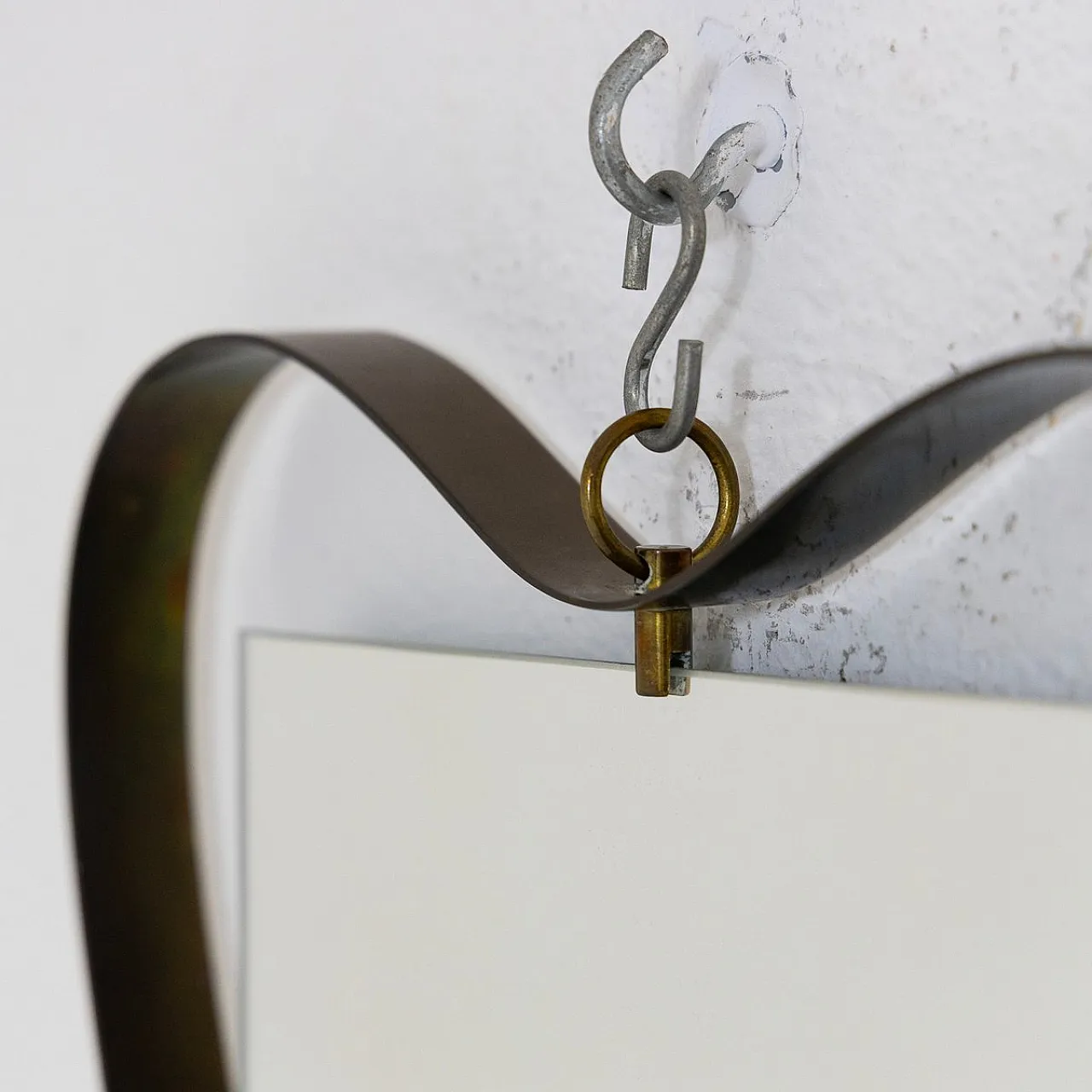 Specchio con cornice in ottone di Fontana Arte, anni '50 4