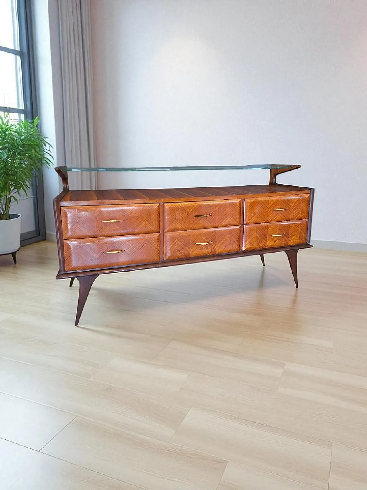 4-Drawer chest of drawers with glass shelf, 1950s 1