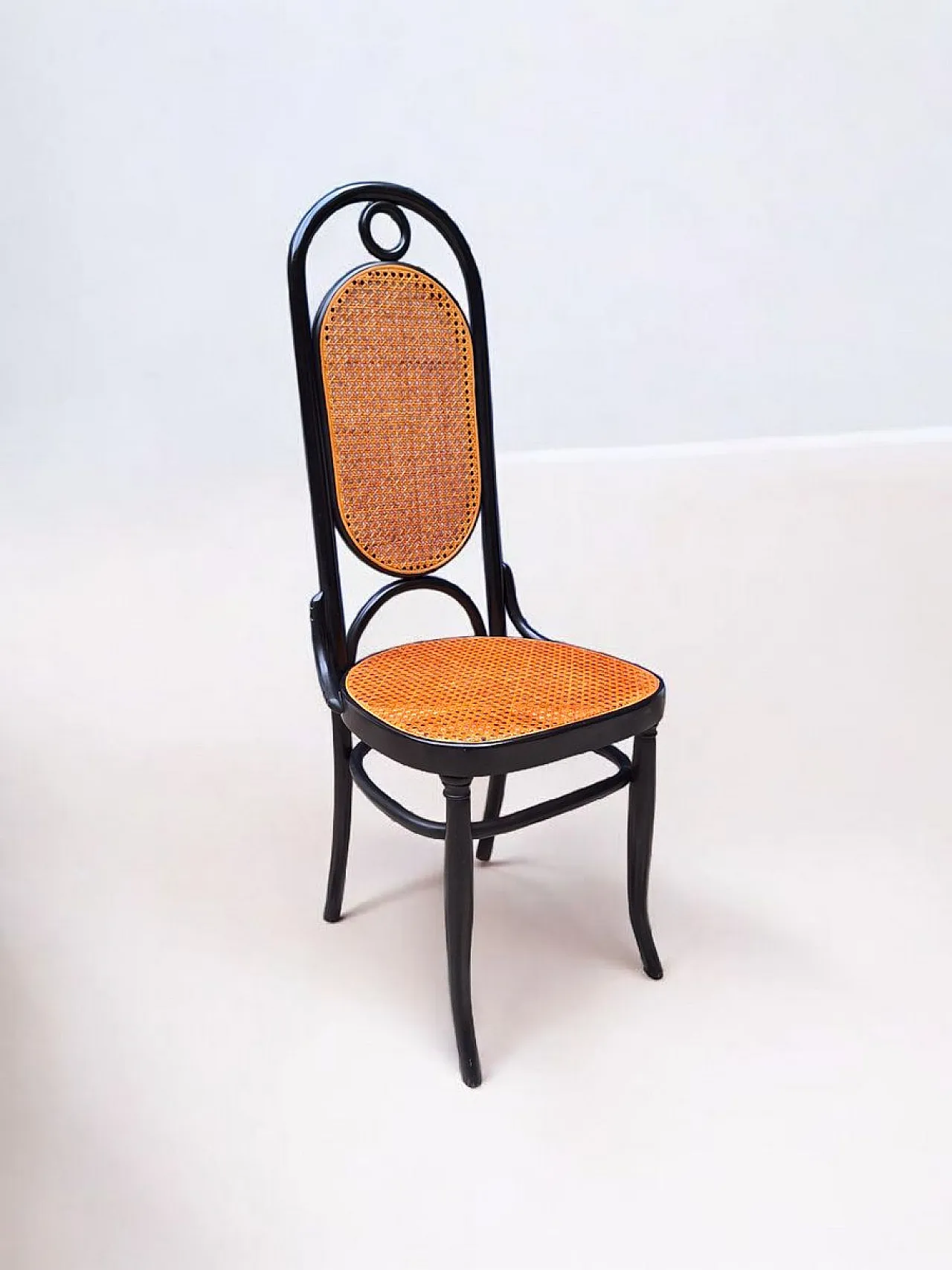 6 Model 21 chairs in beech and straw, 1970s 4