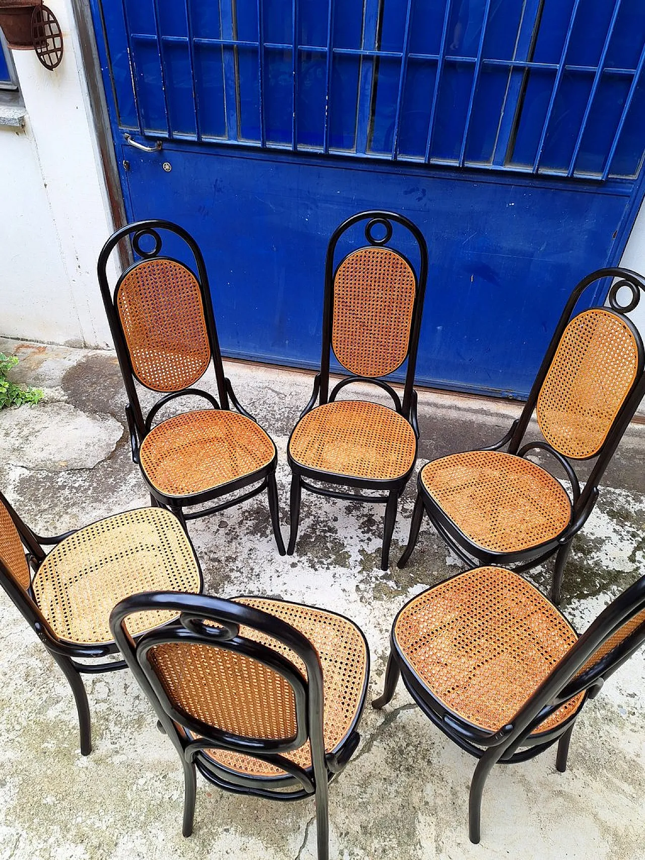 6 Model 21 chairs in beech and straw, 1970s 11