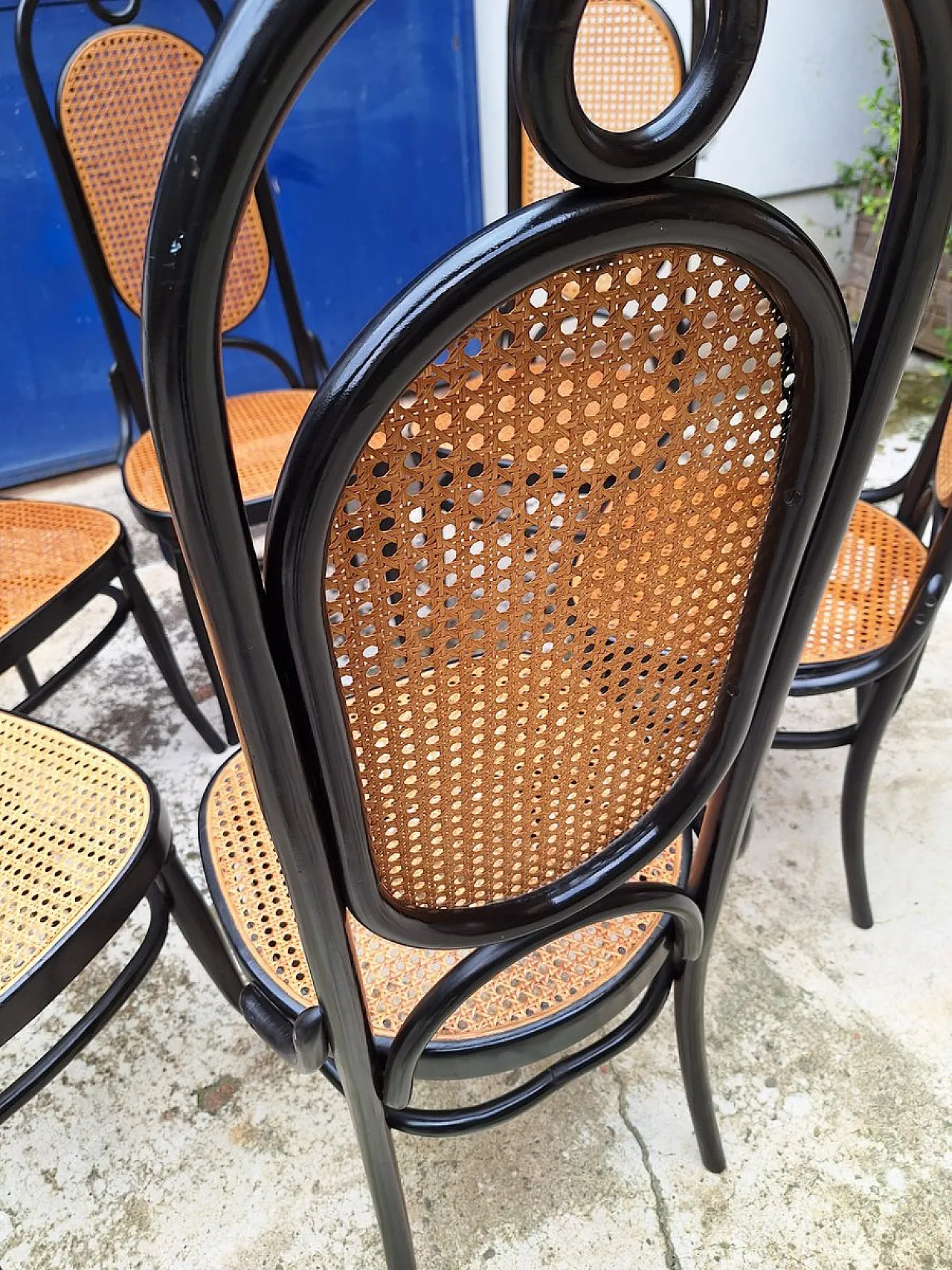 6 Model 21 chairs in beech and straw, 1970s 13