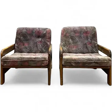 Coppia di poltrone con struttura in legno, anni '70