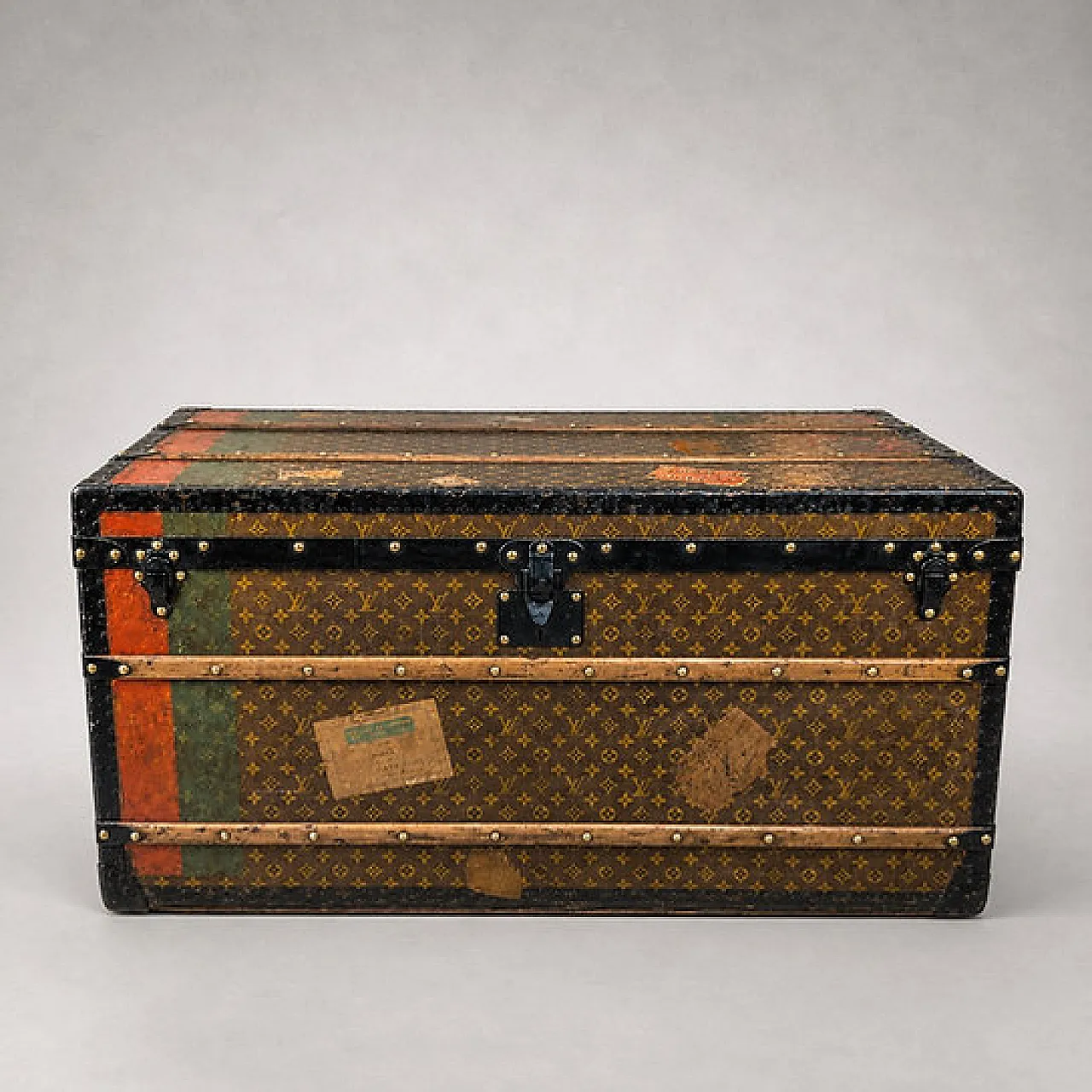 Louis Vuitton travel trunk, early 20th century 1