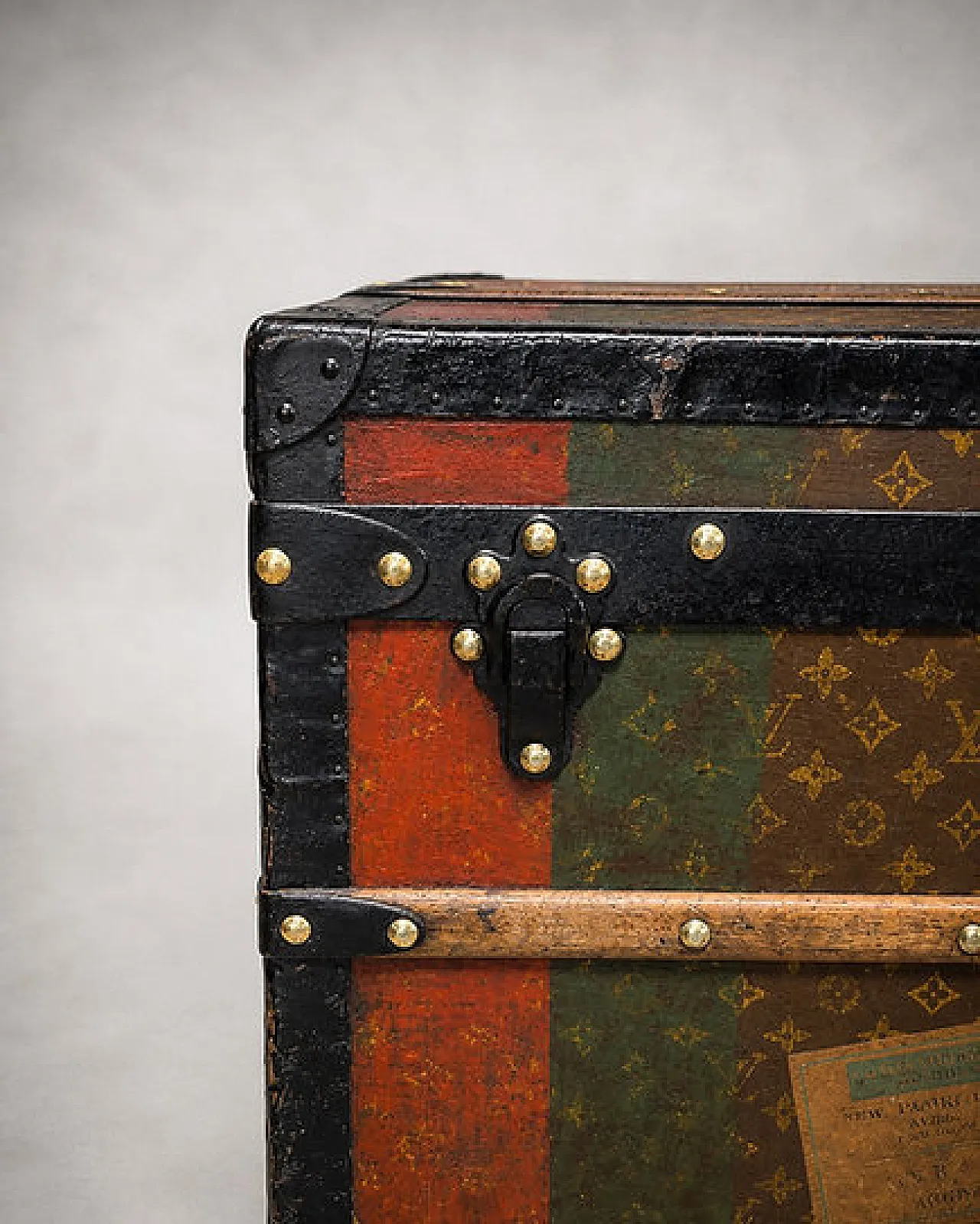 Louis Vuitton travel trunk, early 20th century 2