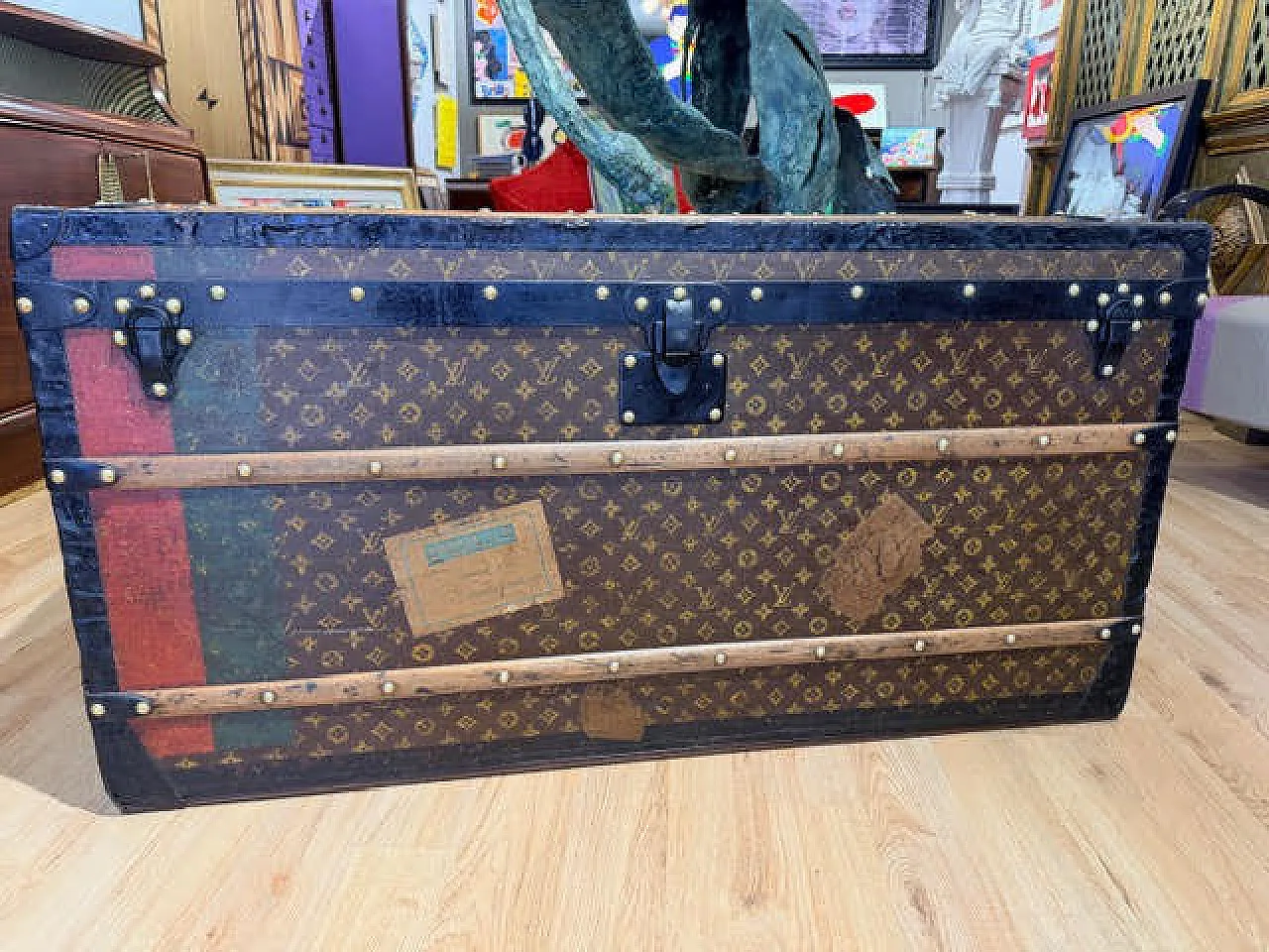 Louis Vuitton travel trunk, early 20th century 11