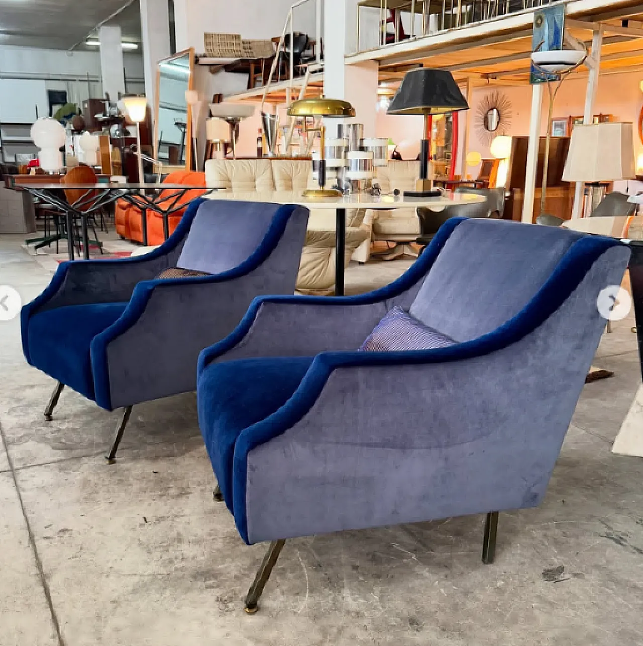 Pair of velvet and metal lounge chairs, 1960s 5