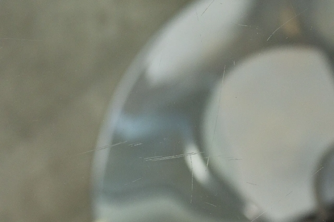 Calligaris Planet glass and chrome steel table, 20th century 5