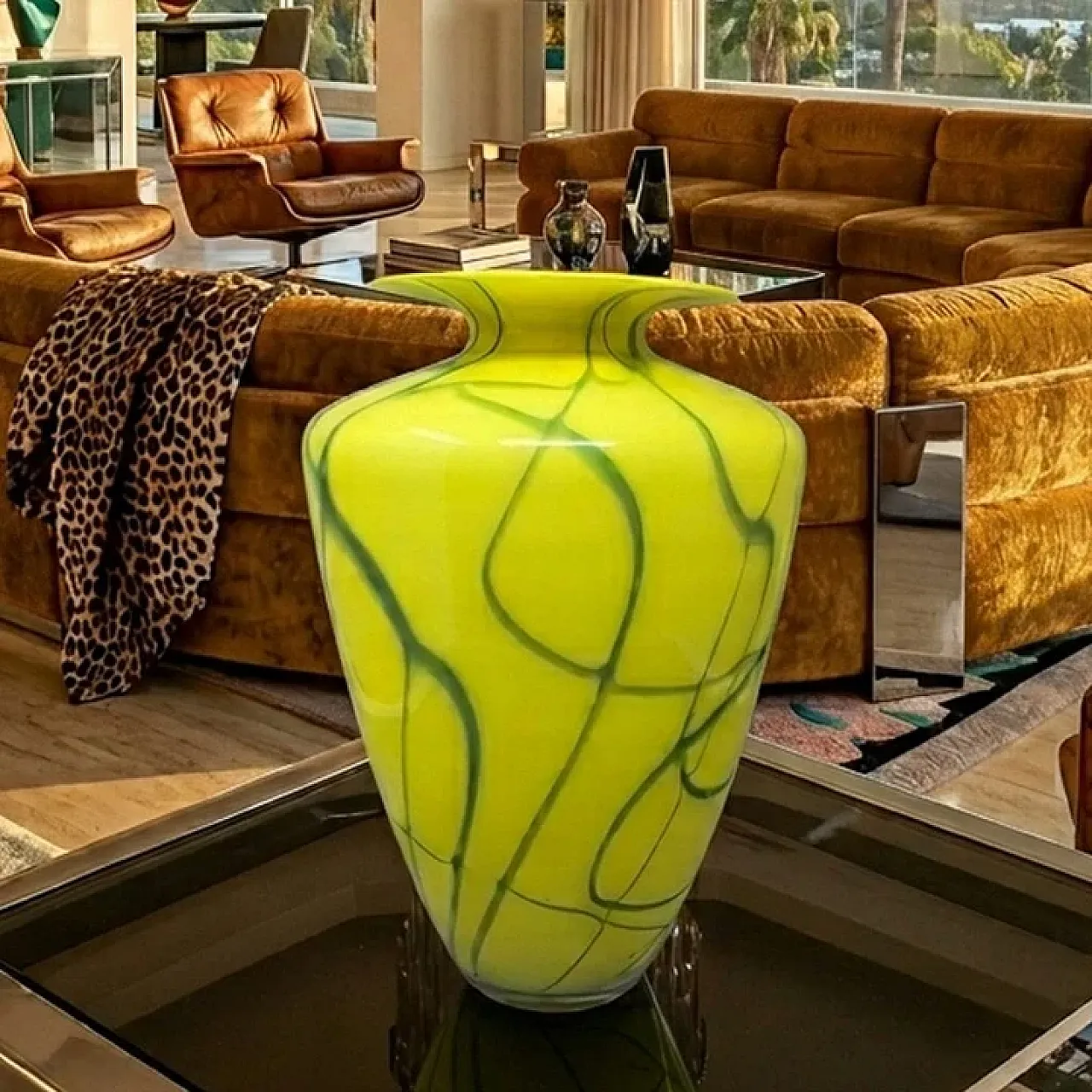 Mid-Century Murano glass statement vase by Dogi, 1960s 2