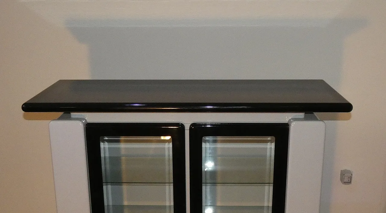Two-tone bar cabinet in lacquered wood, 1980s 7