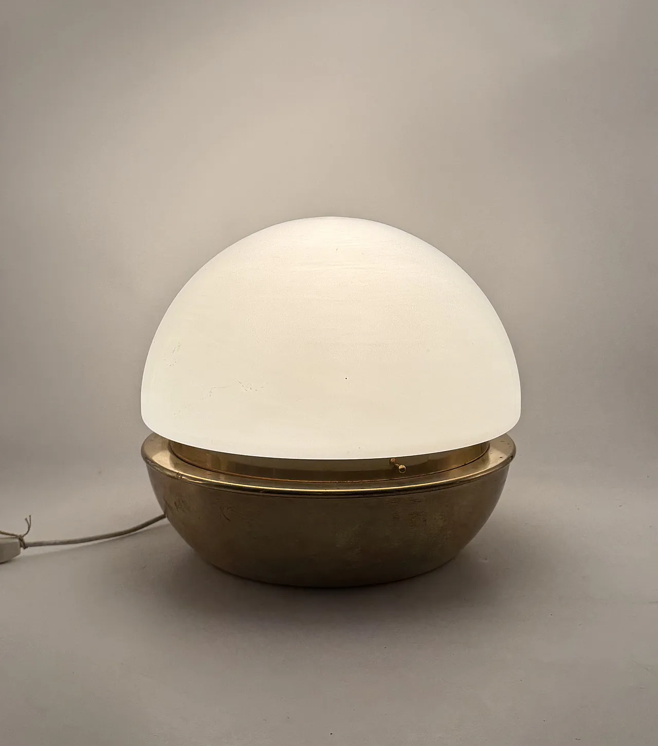 Midcentury brass opaline glass lamp, Italy, Italy 1970s 12