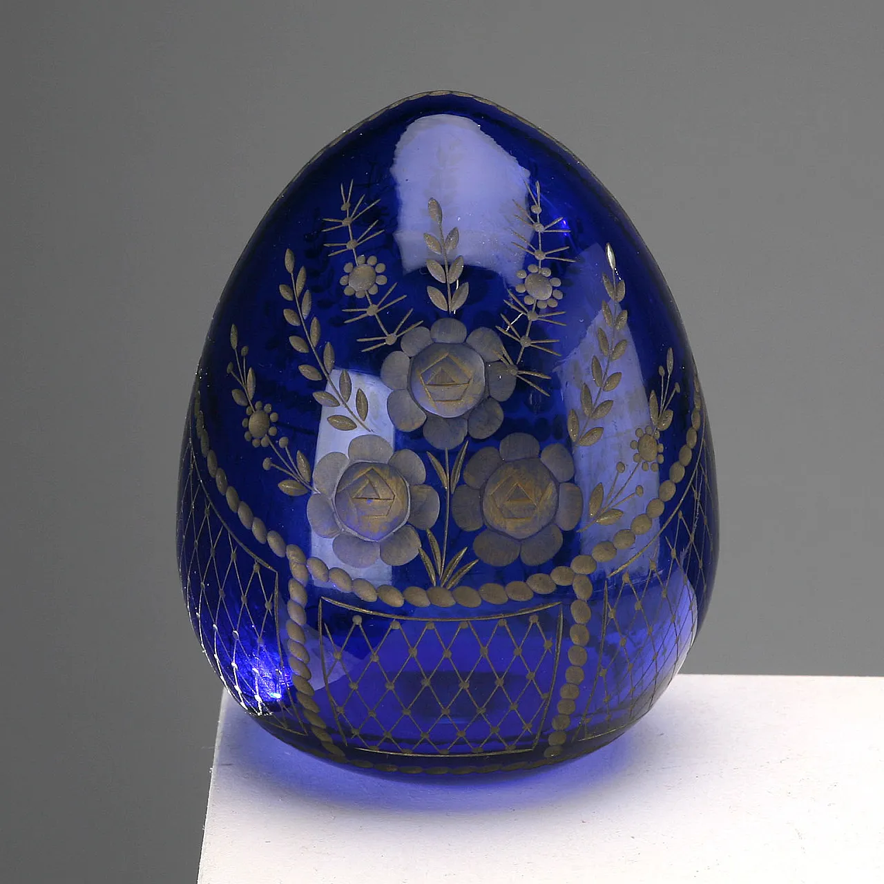 4 Glass eggs in faberge style, 20th century 4