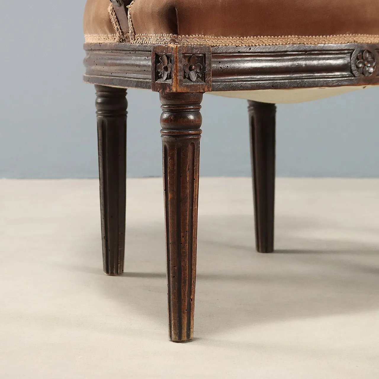 Neoclassical walnut armchair, 18th century 7