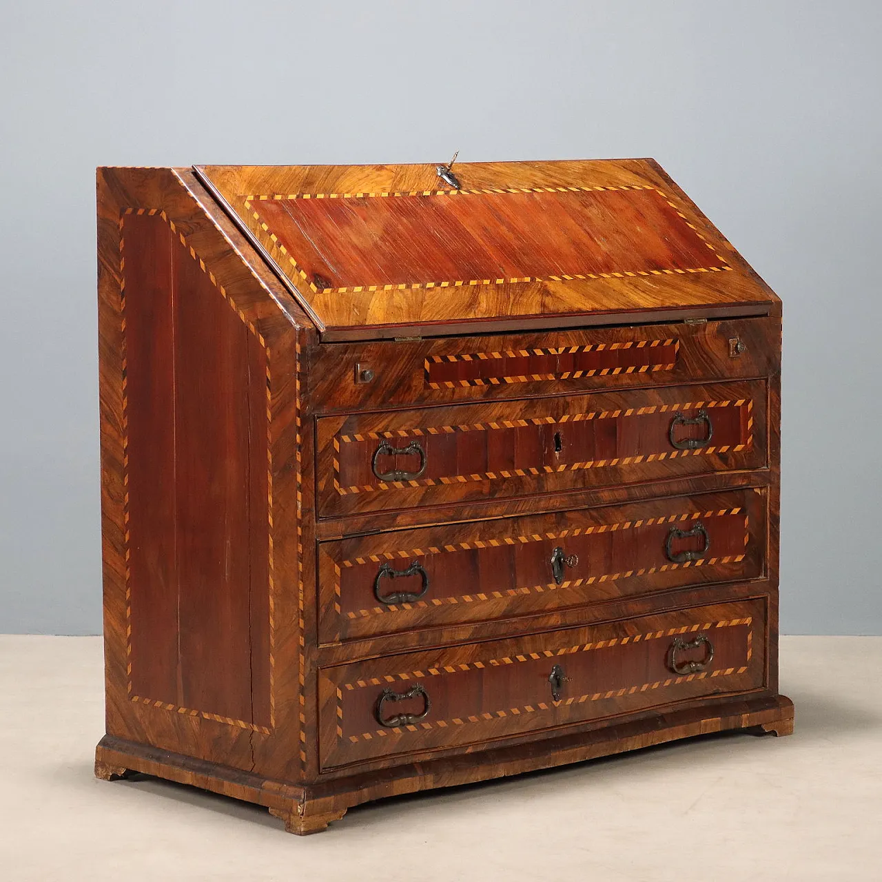 Rosewood and mahogany flap with maple threads, mid-18th century 1
