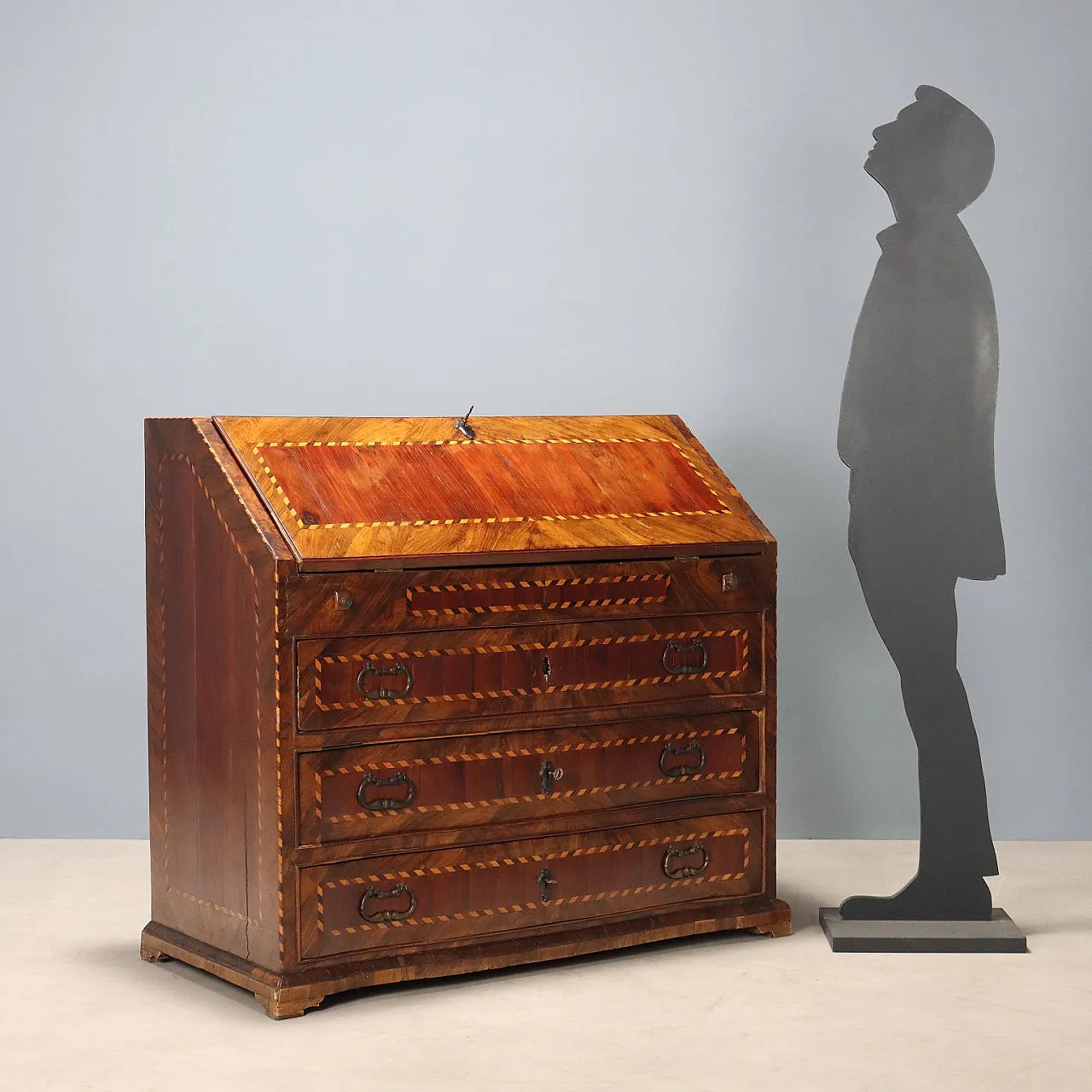 Rosewood and mahogany flap with maple threads, mid-18th century 3