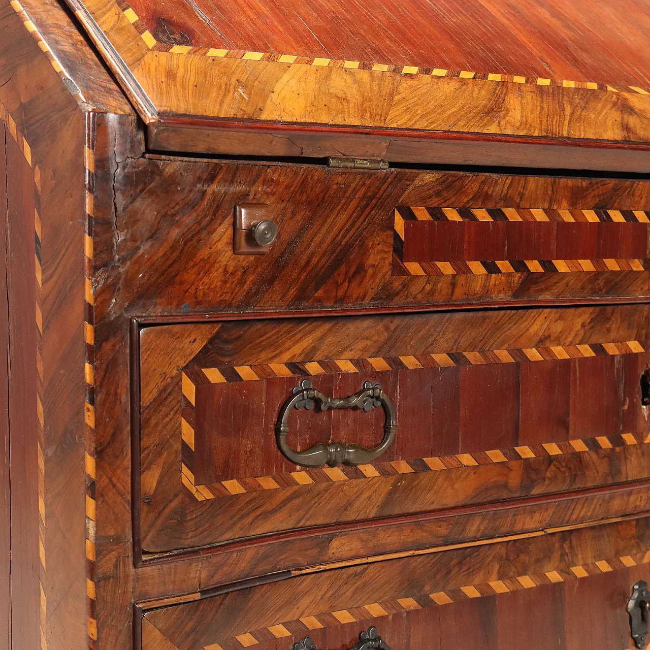 Rosewood and mahogany flap with maple threads, mid-18th century 10
