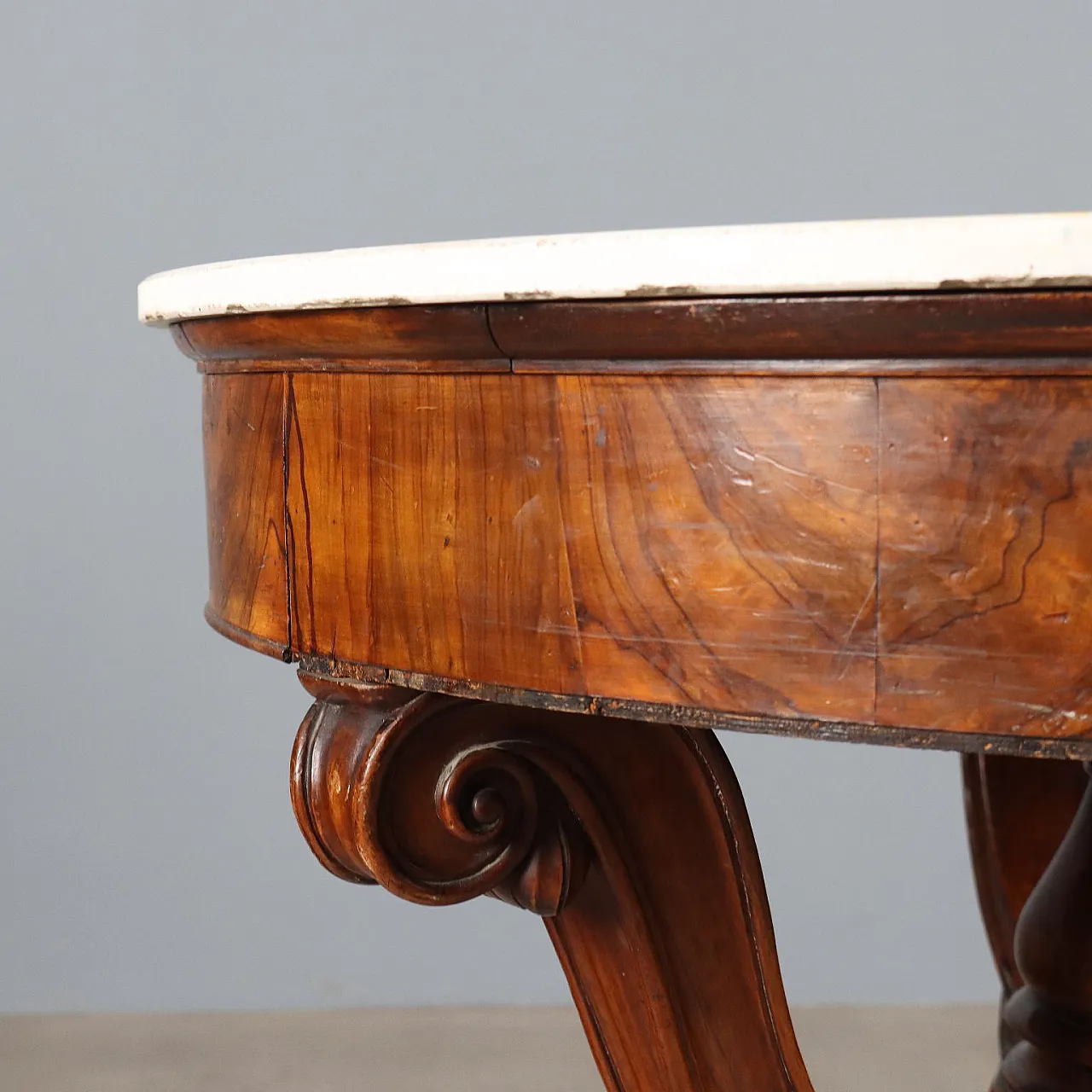 Louis Philippe table in walnut, 19th century 5