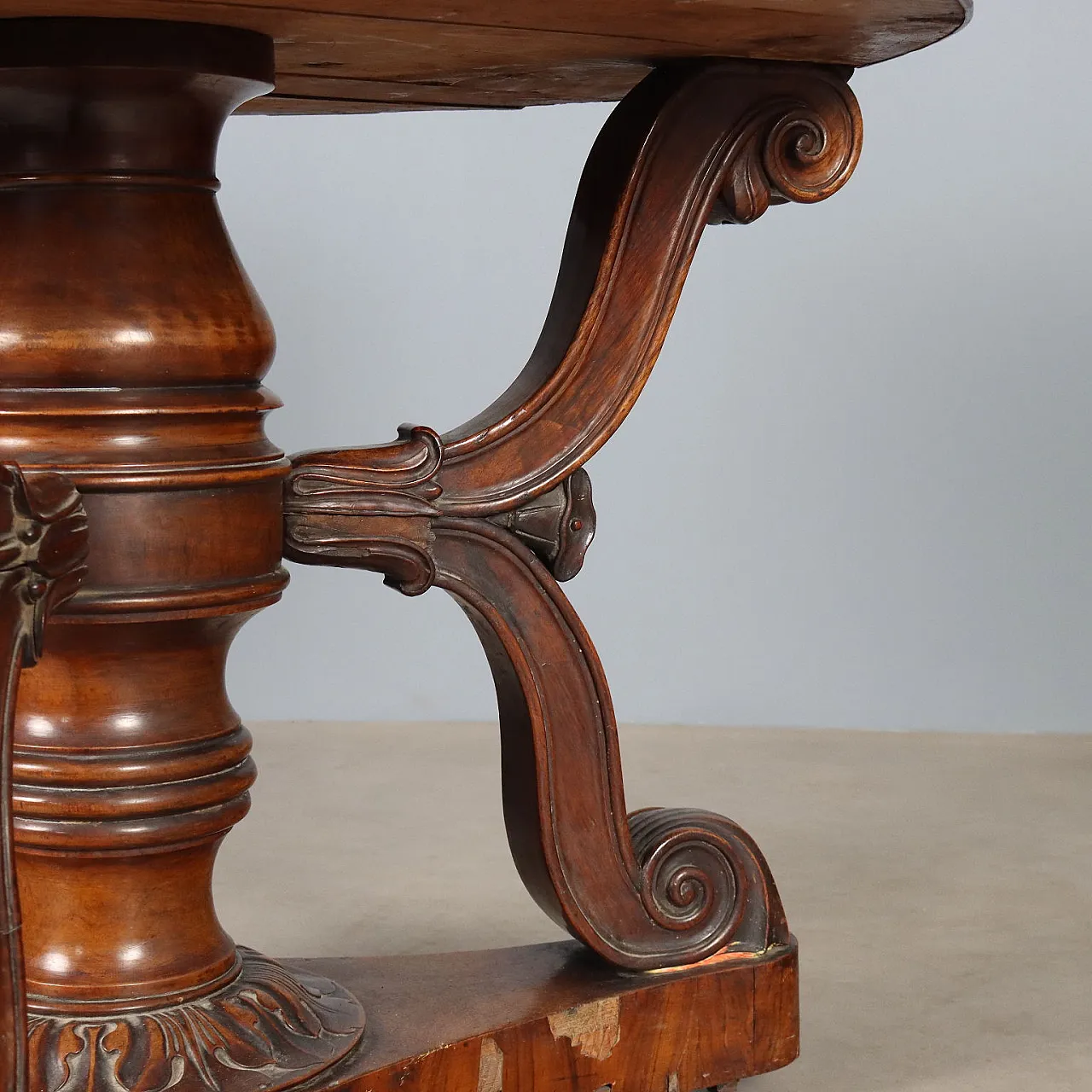 Louis Philippe table in walnut, 19th century 7