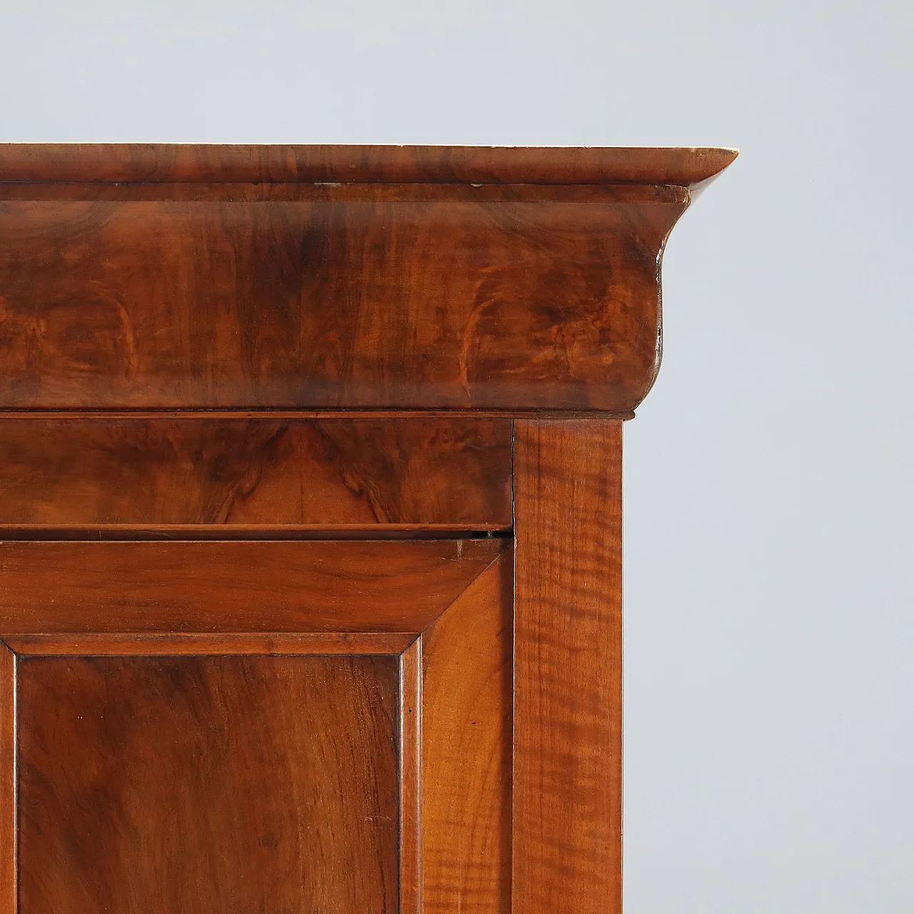 Small Carlo X wardrobe in walnut, 19th century 6
