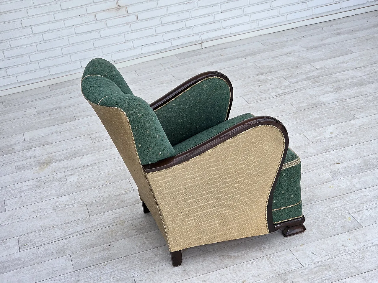Anni '60, poltrona danese, arredamento in lana verde e beige. 9