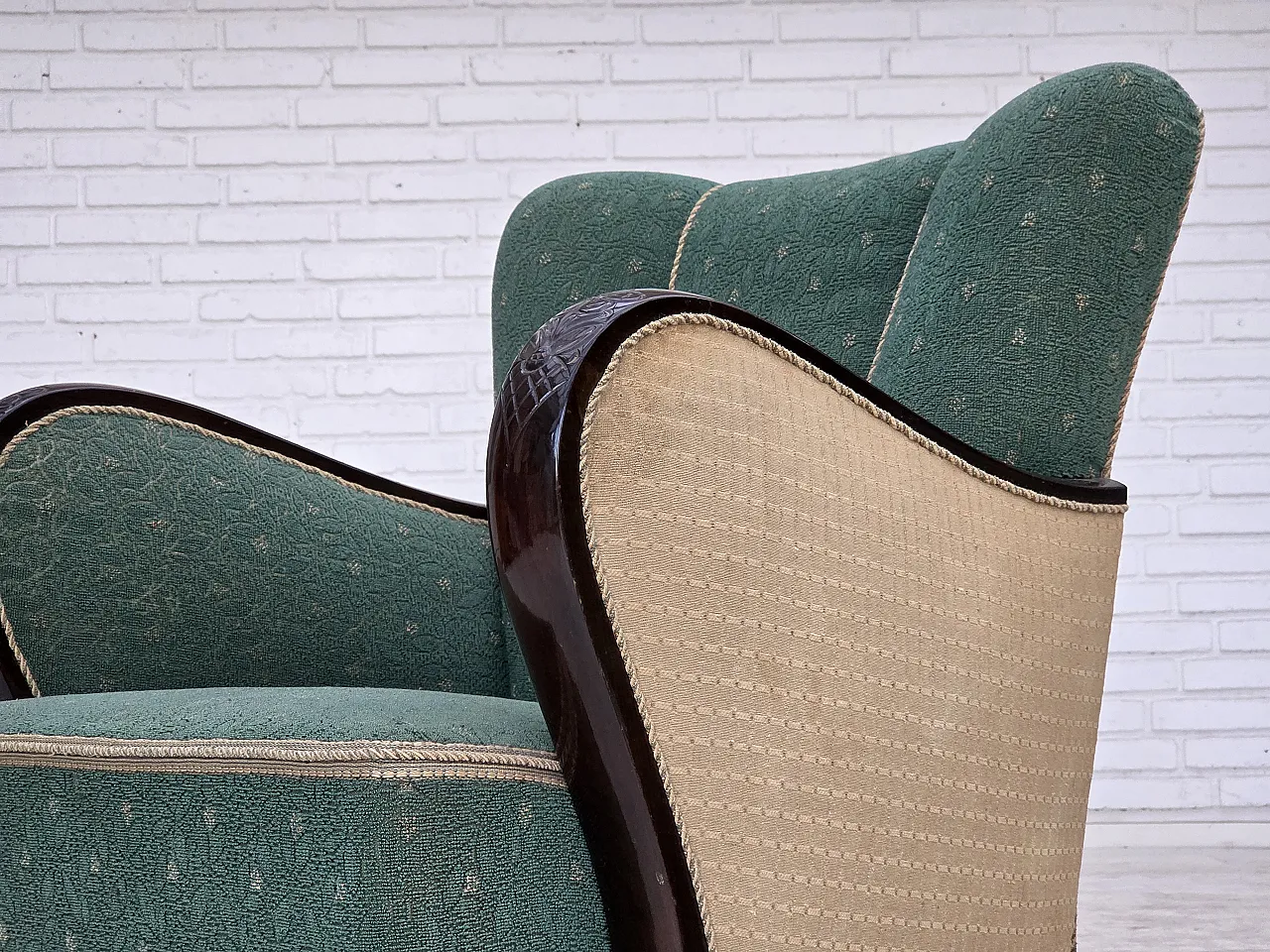 Anni '60, poltrona danese, arredamento in lana verde e beige. 17