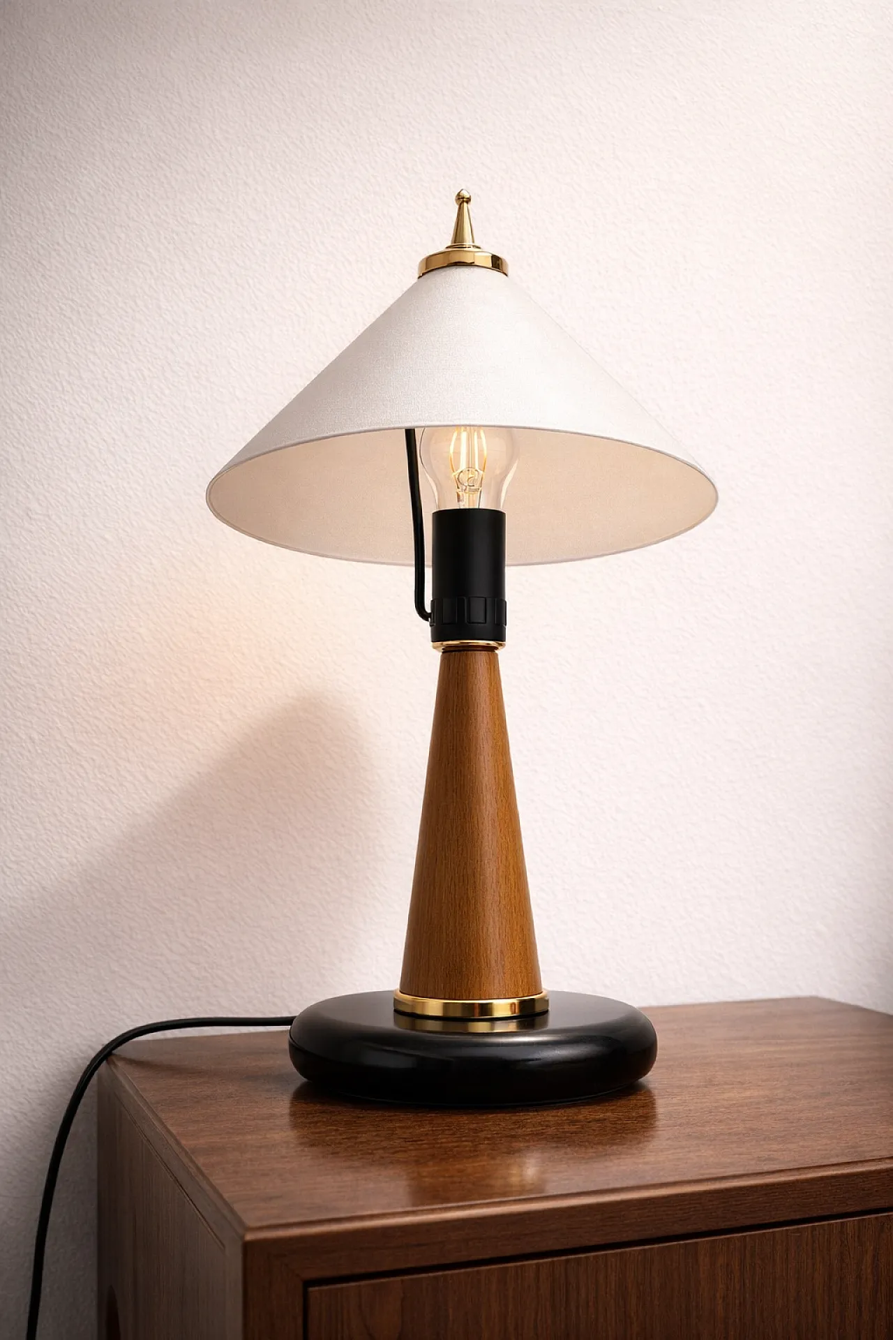 Jolly pair of table lamps, 1970s 3