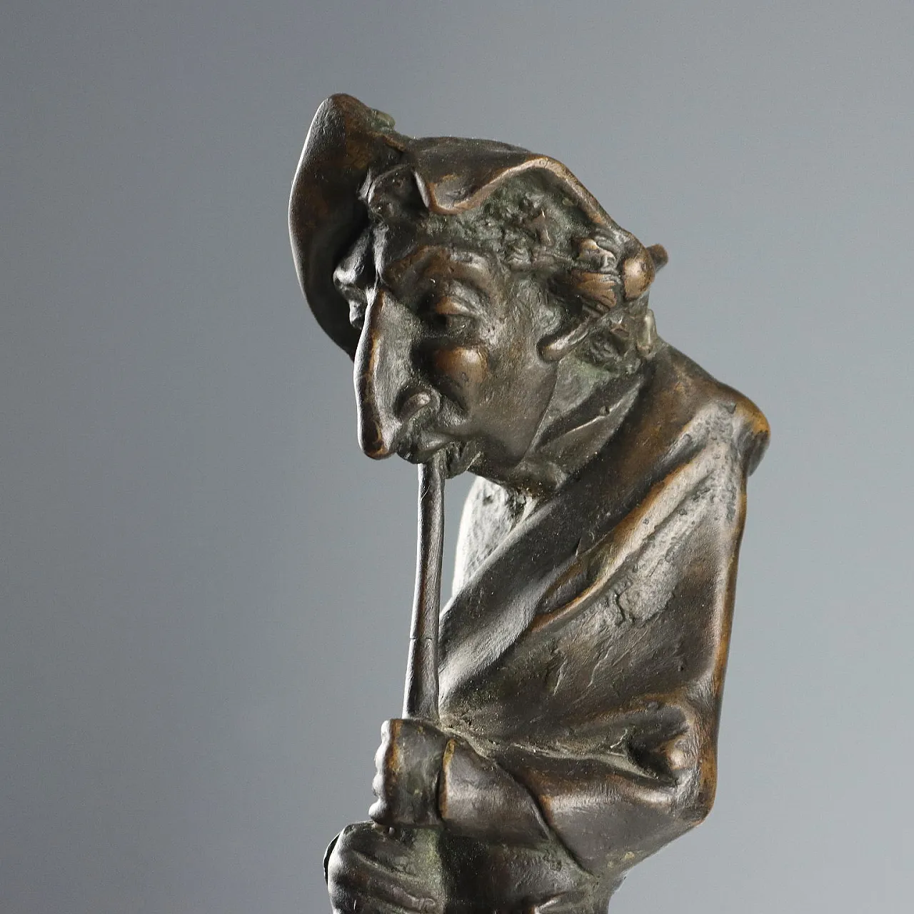 Coppia di suonatori portacandela in bronzo, '900 6