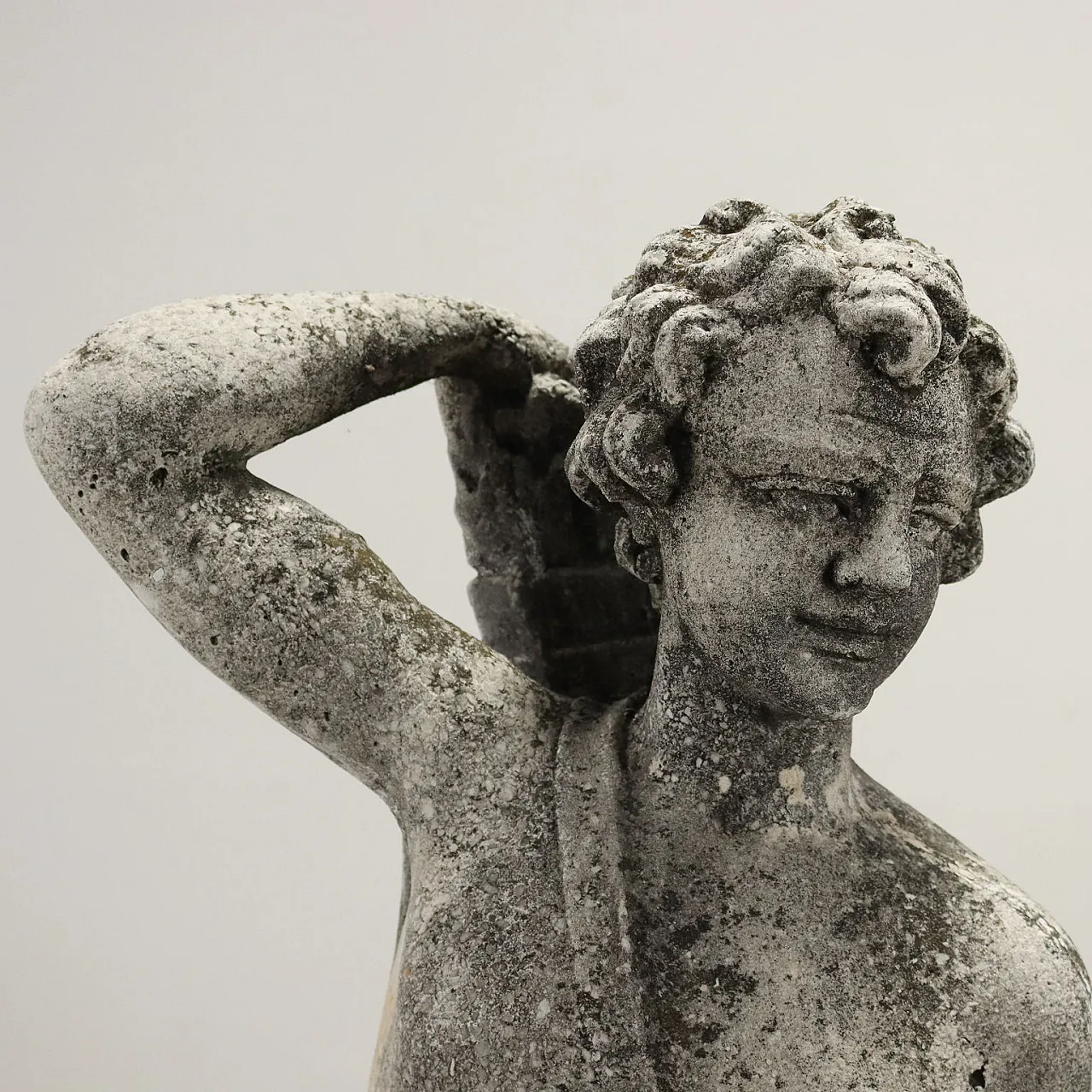 Scultura da giardino in graniglia di Apollo con cane 3