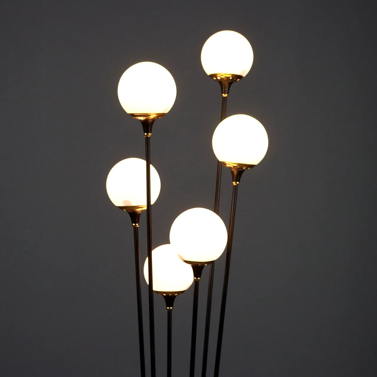 Lampada in marmo, metallo smaltato, ottone e vetro opalino, '900 3