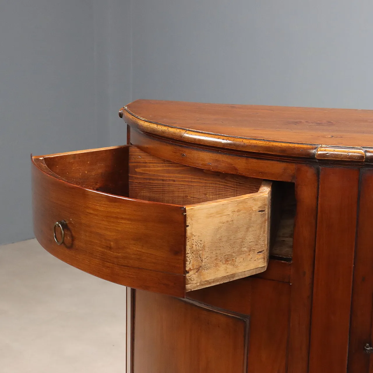 Credenza scantonata in ciliegio, primo '900 5