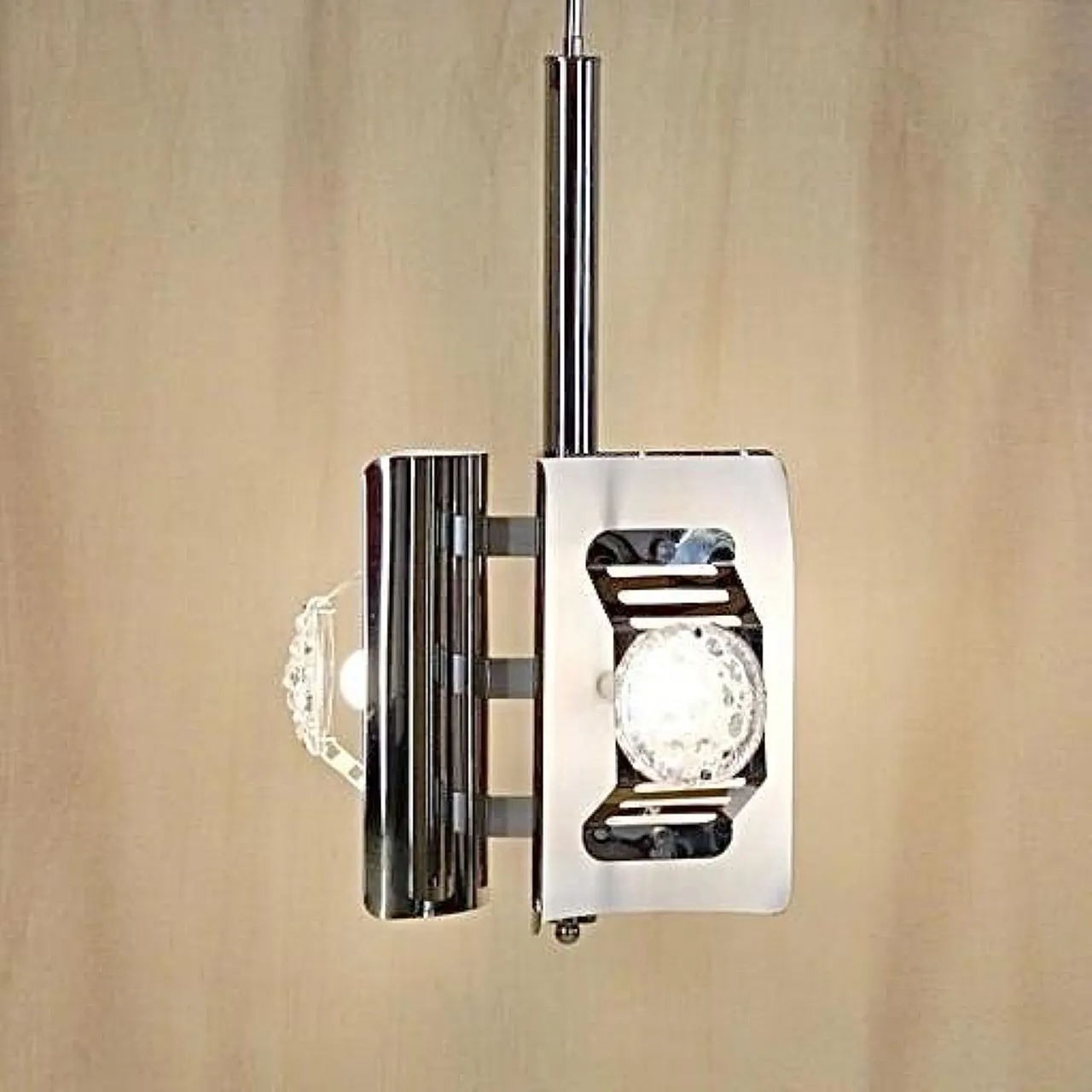 Lampada a sospensione Space Age cromata di AV Mazzega, anni '70 2