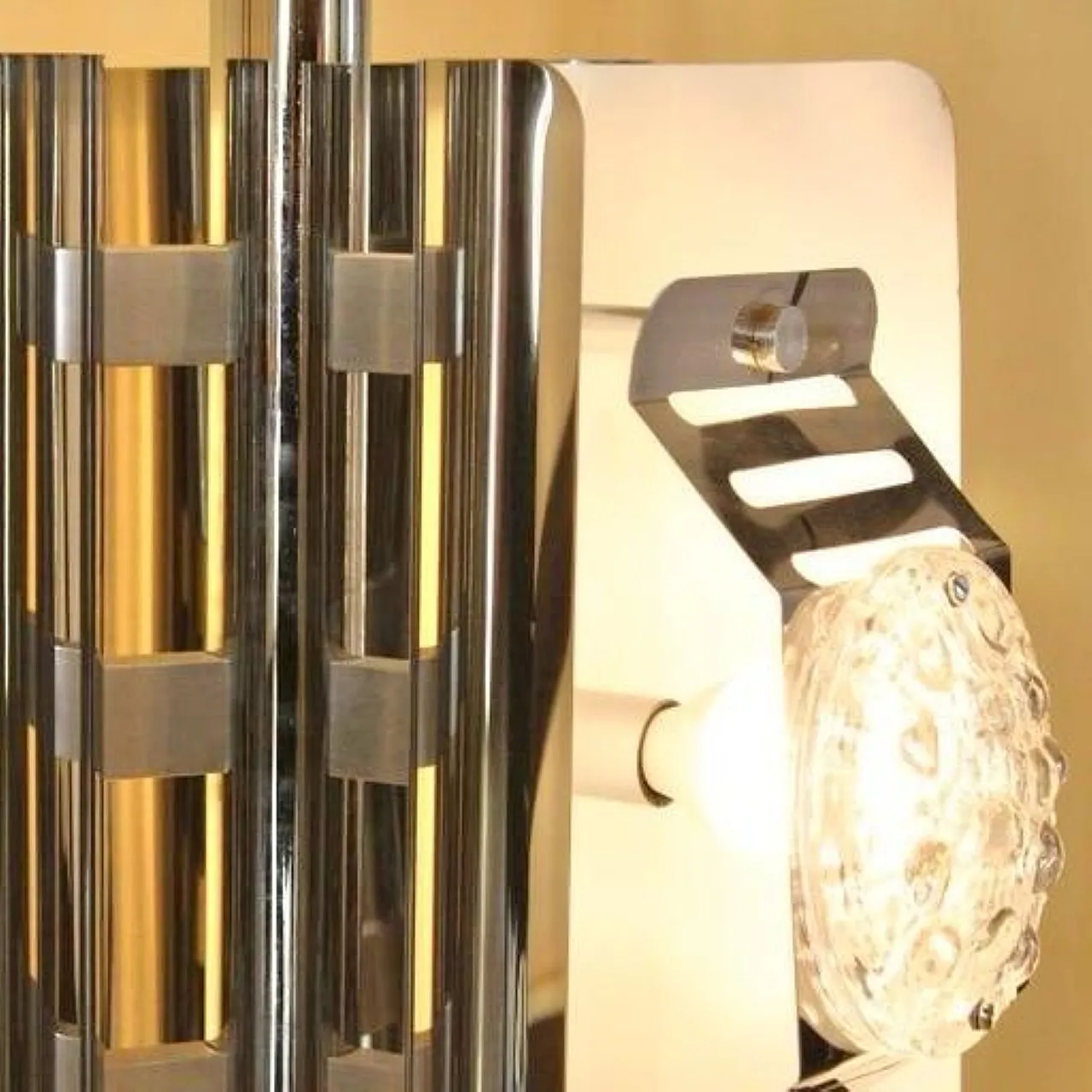 Lampada a sospensione Space Age cromata di AV Mazzega, anni '70 5