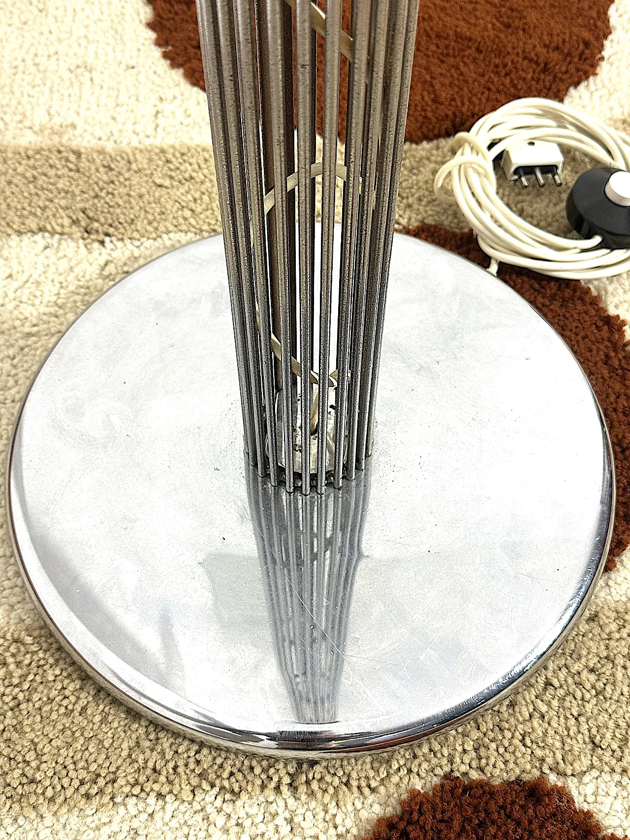 Lampada da terra Moana di Luigi Massoni per Harvey Guzzini, anni '70 6